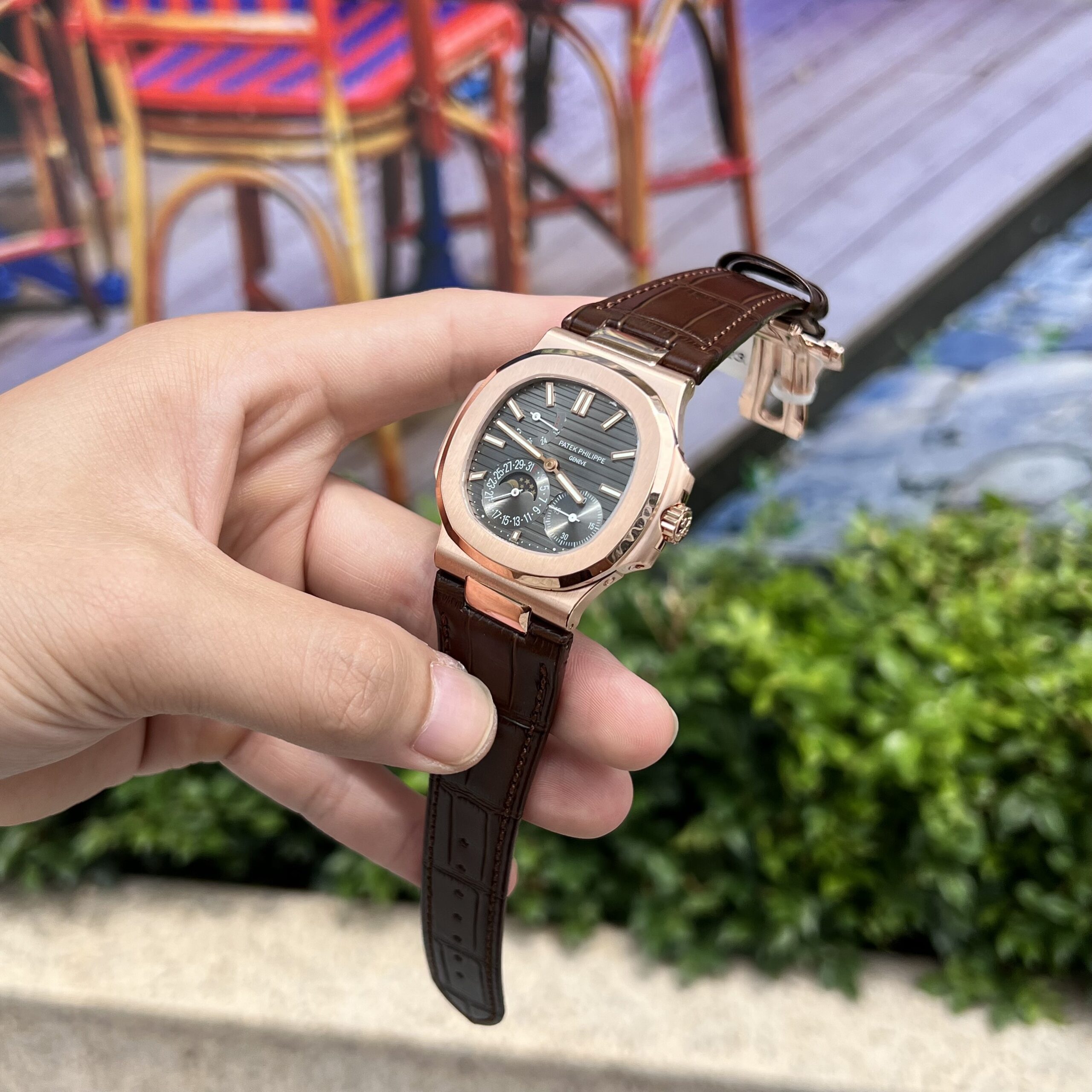 Patek Philippe Nautilus 5712R 18K Gold Wrapped Watch GR 40mm - Image 6
