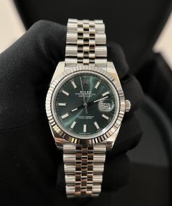Rolex DateJust 126334 Green Dial Clean Factory 41mm