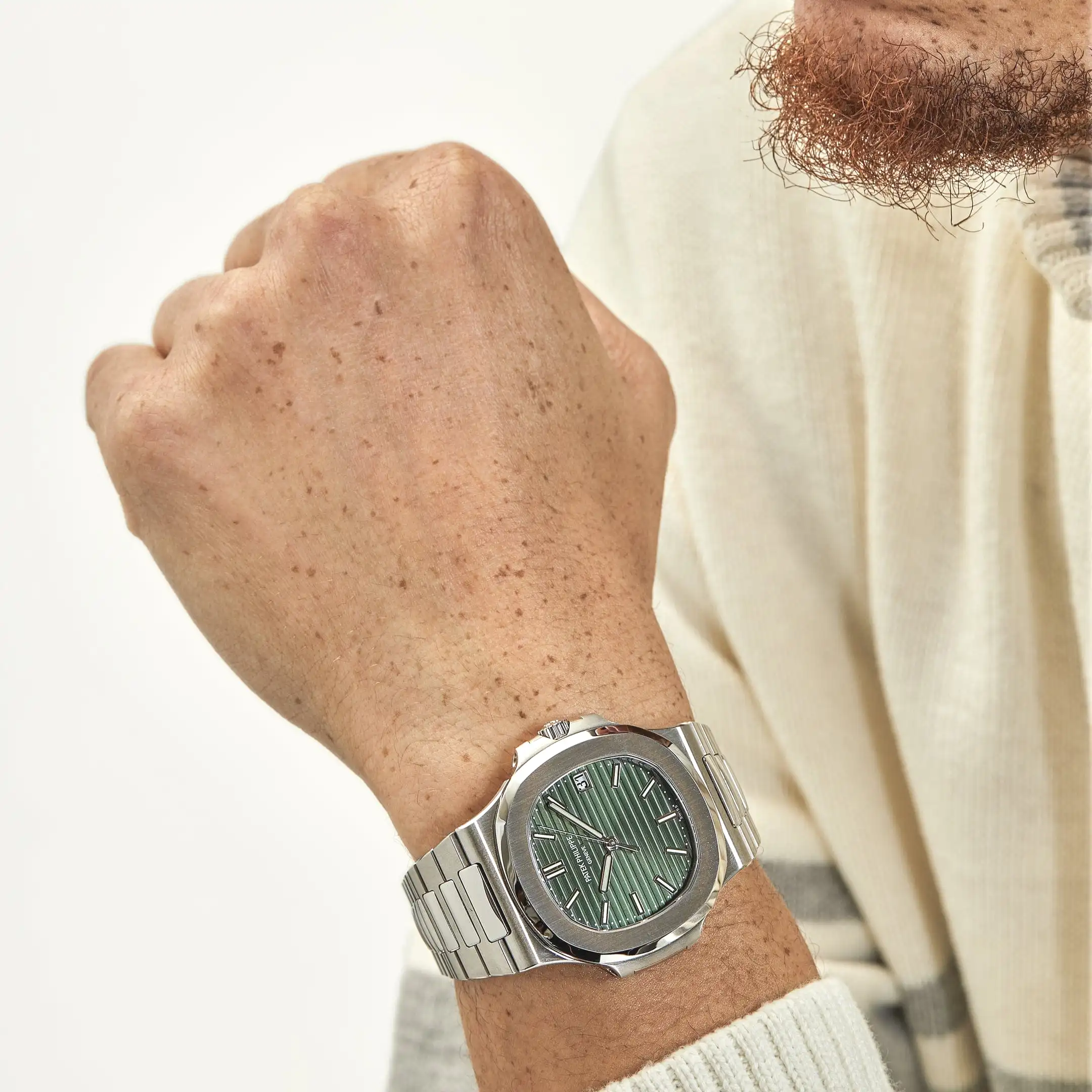 Patek Philippe Nautilus 5711/1A-014 Stainless Steel Green Dial - Image 2
