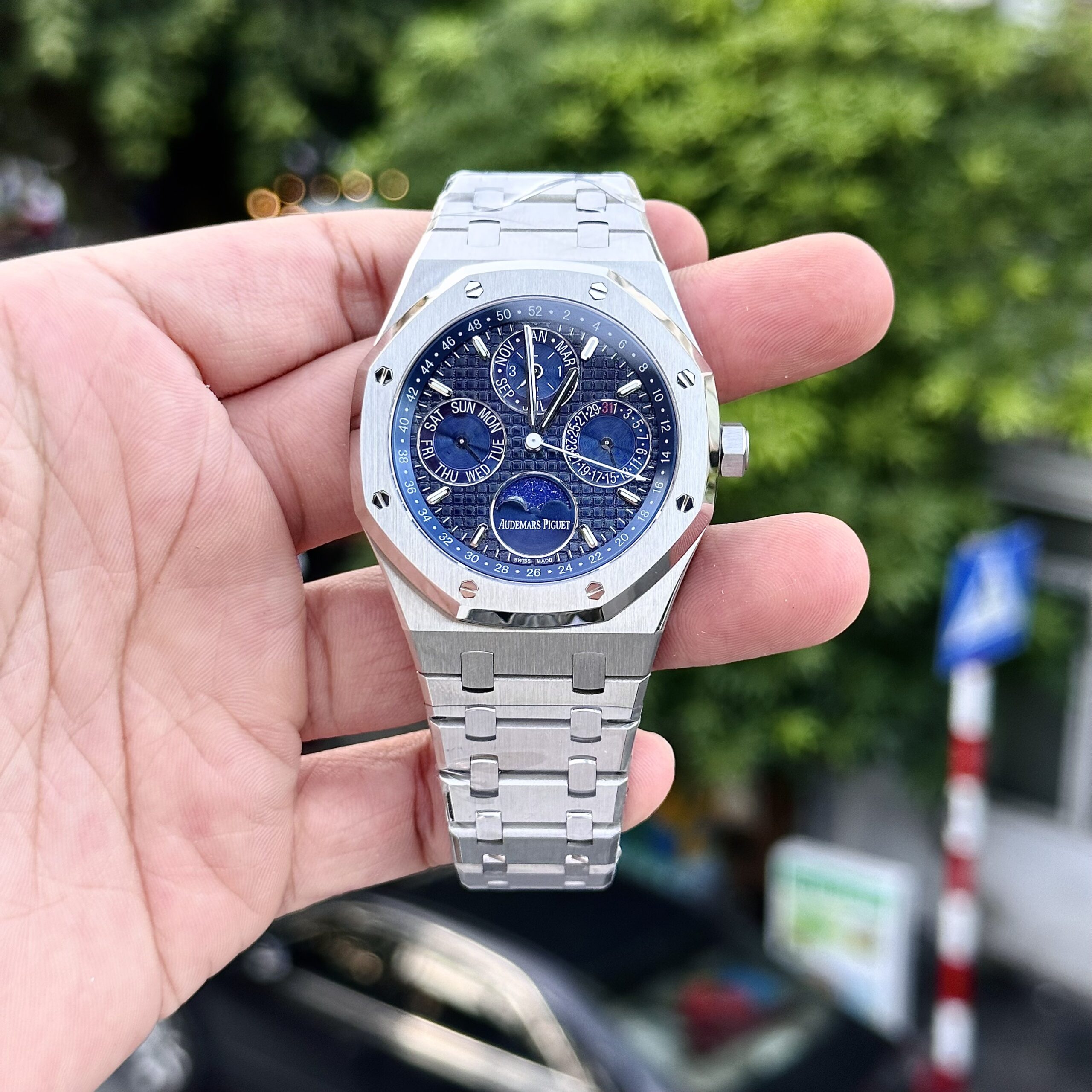 Audemars Piguet Royal Oak 26574ST Blue Dial Watch 41mm