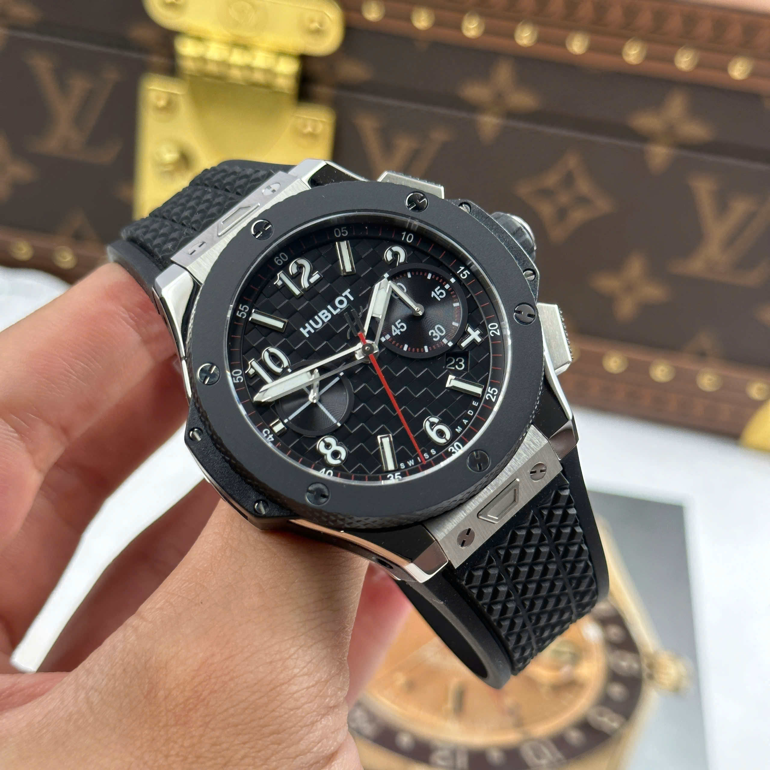 Hublot Big Bang 20th Anniversary Watch Black Ceramic Bezel BBA Factory 43mm - Image 3