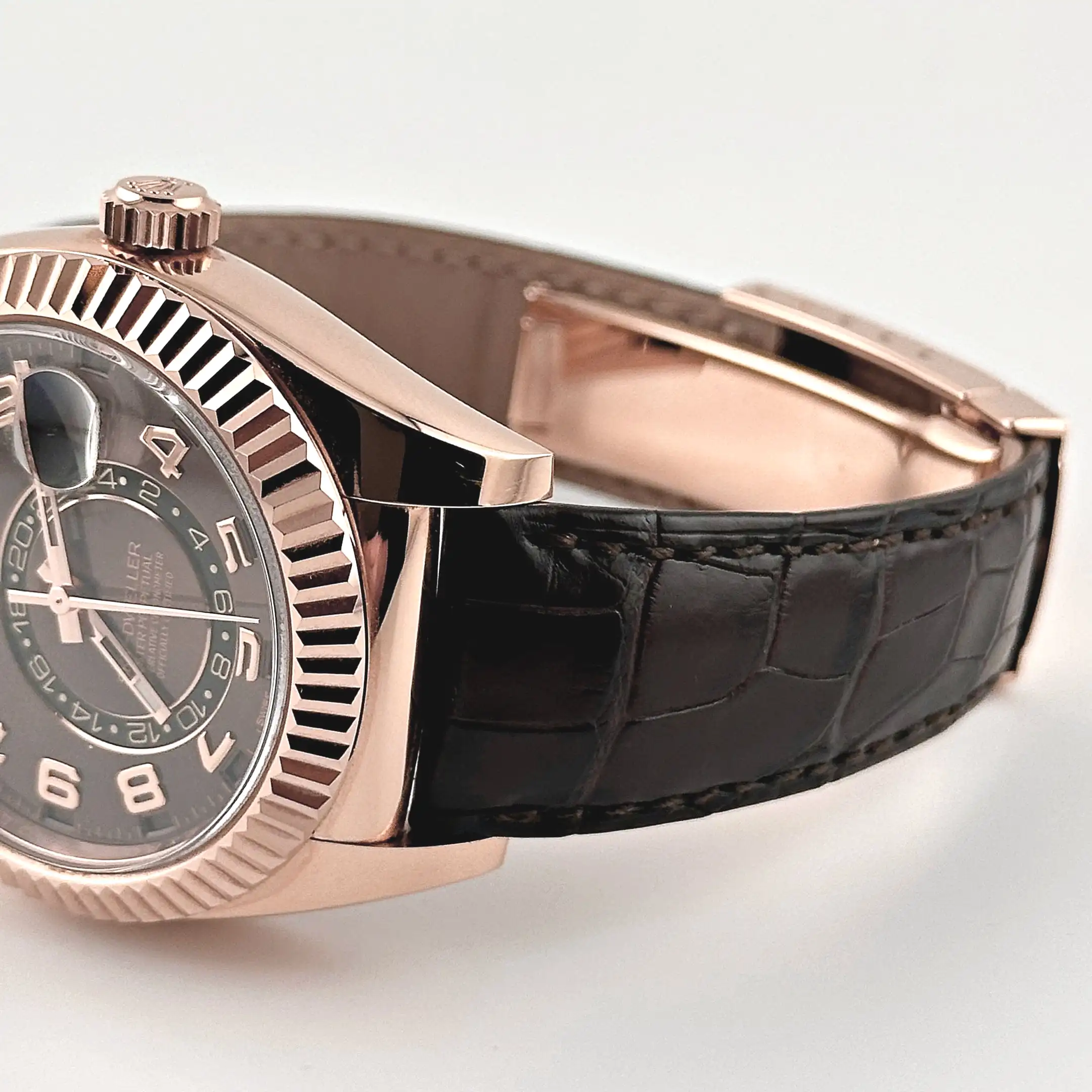 Rolex Sky-Dweller 326135 Rose Gold Chocolate Dial 42mm - Image 5
