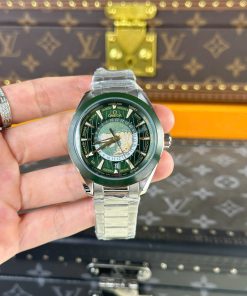 Omega Seamaster Aqua Terra Worldtimer Replica Watch Green Metal Strap 43mm