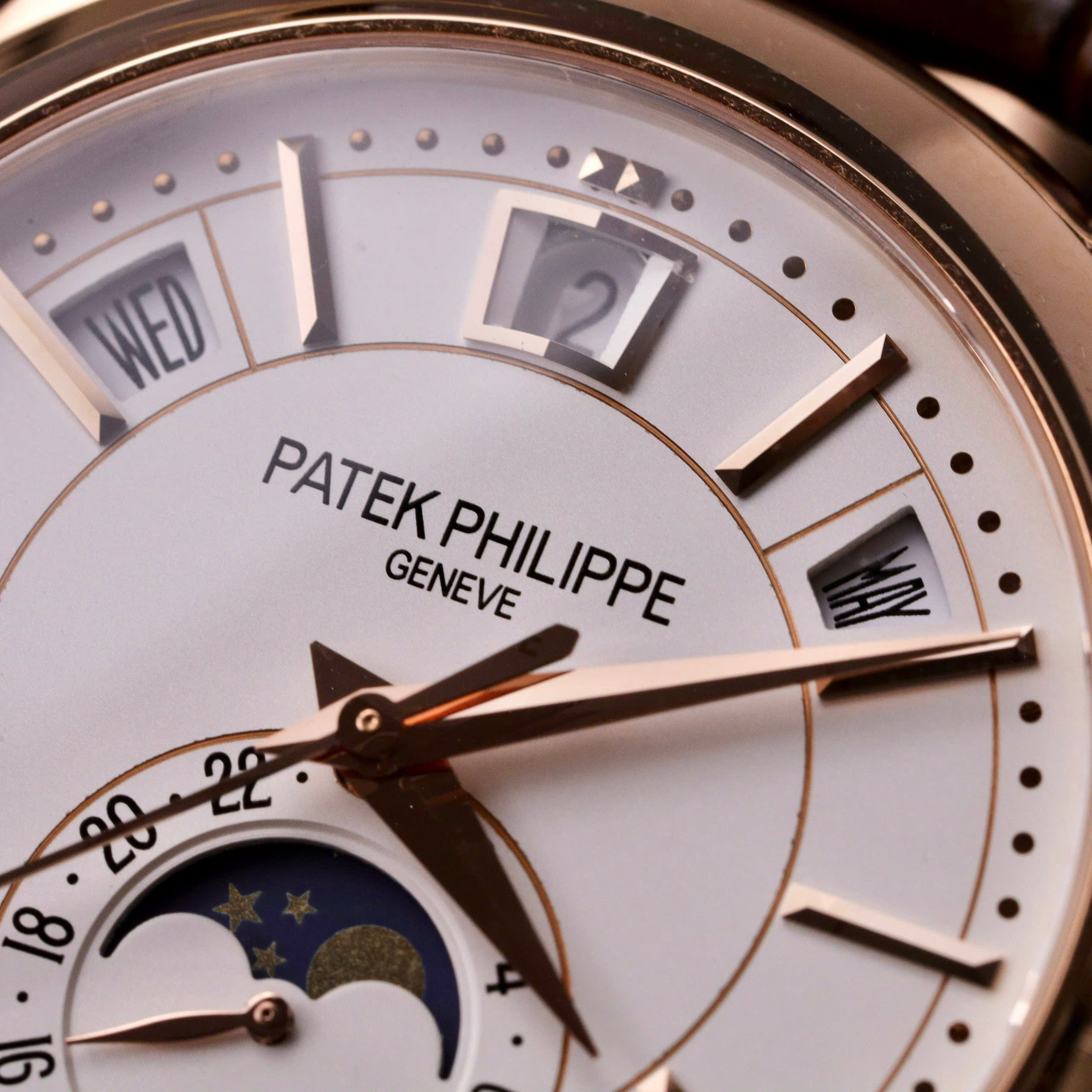 Patek Philippe Complications 5205R Rose Gold White Dial Factory GR 40mm - Image 4