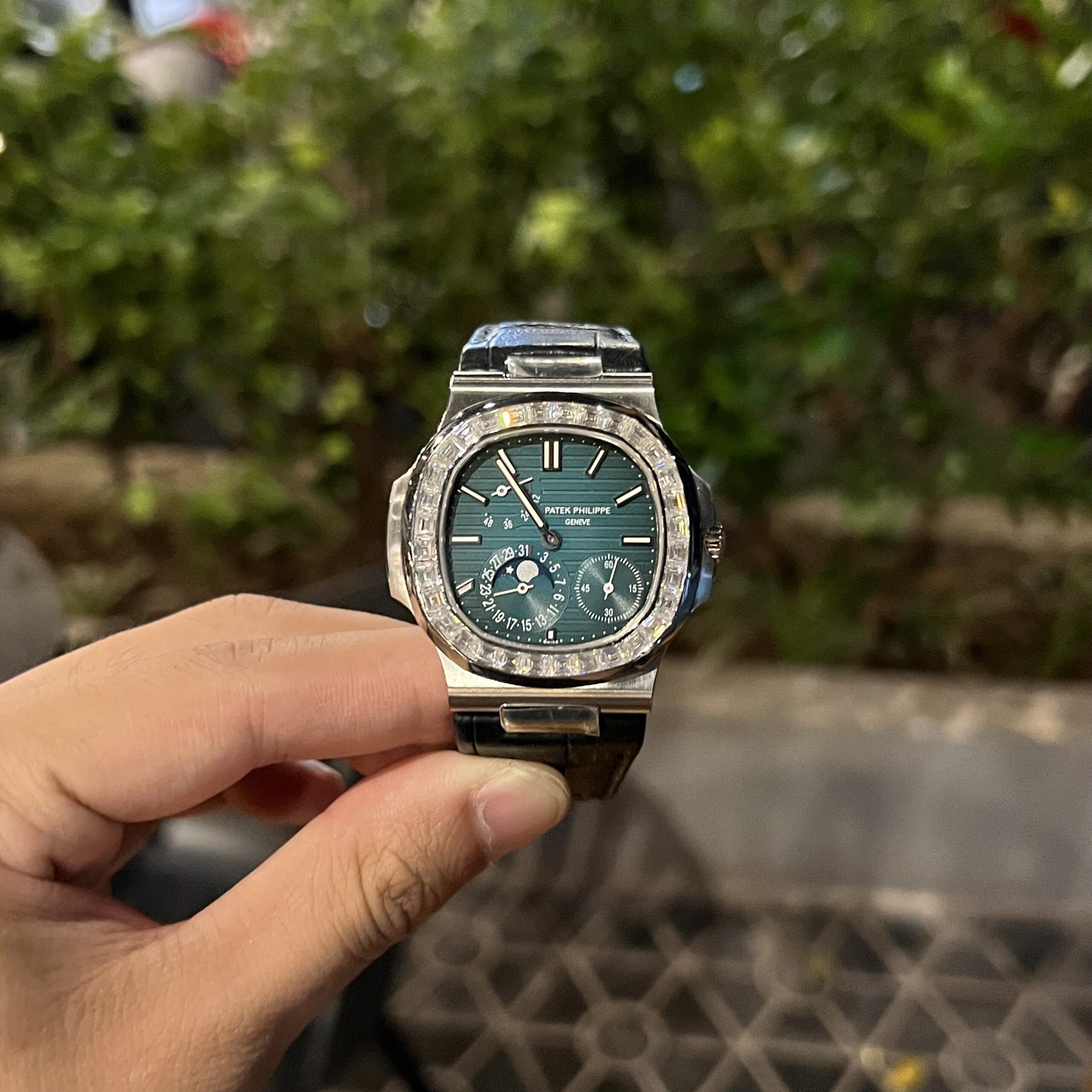 Patek Philippe Nautilus 5722G Custom Moissanite 40mm - Image 2