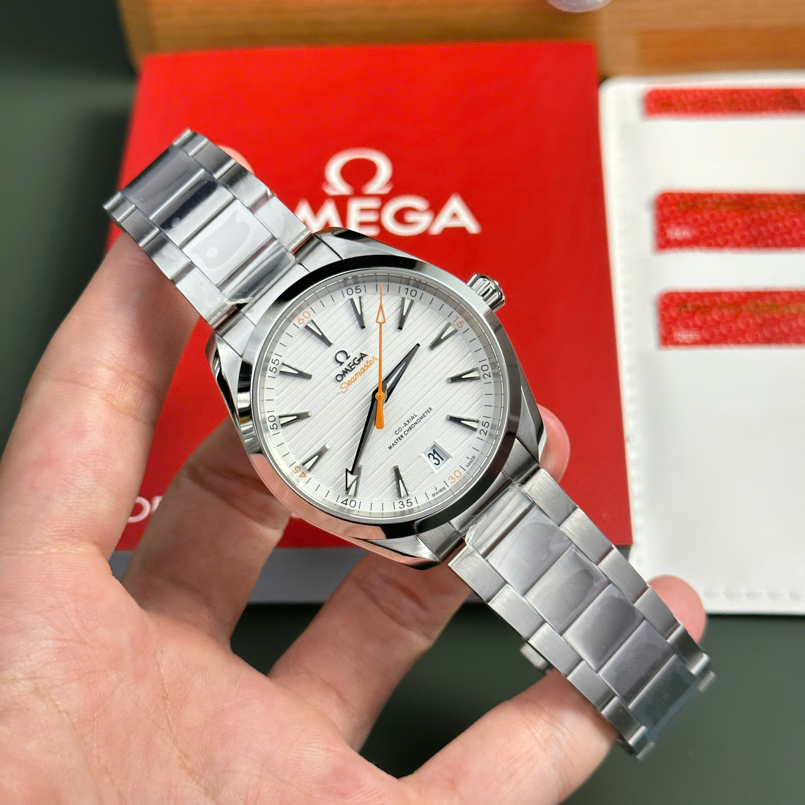 Omega Seamaster Aqua Terra 150M Replica 11 White Dial Factory VS 41mm - Image 2