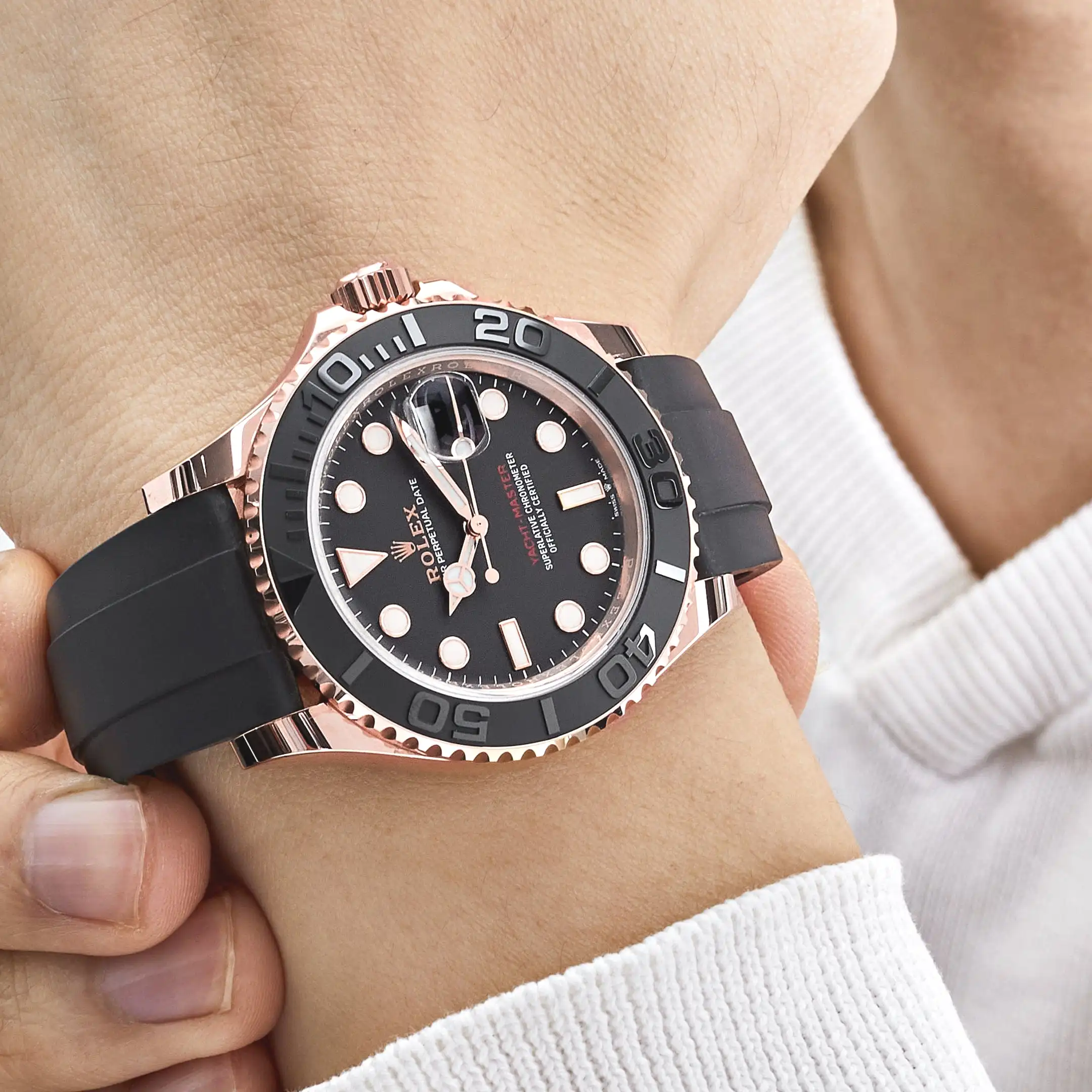 Rolex Yacht-Master 126655 Rose Gold Black Dial 40mm - Image 2