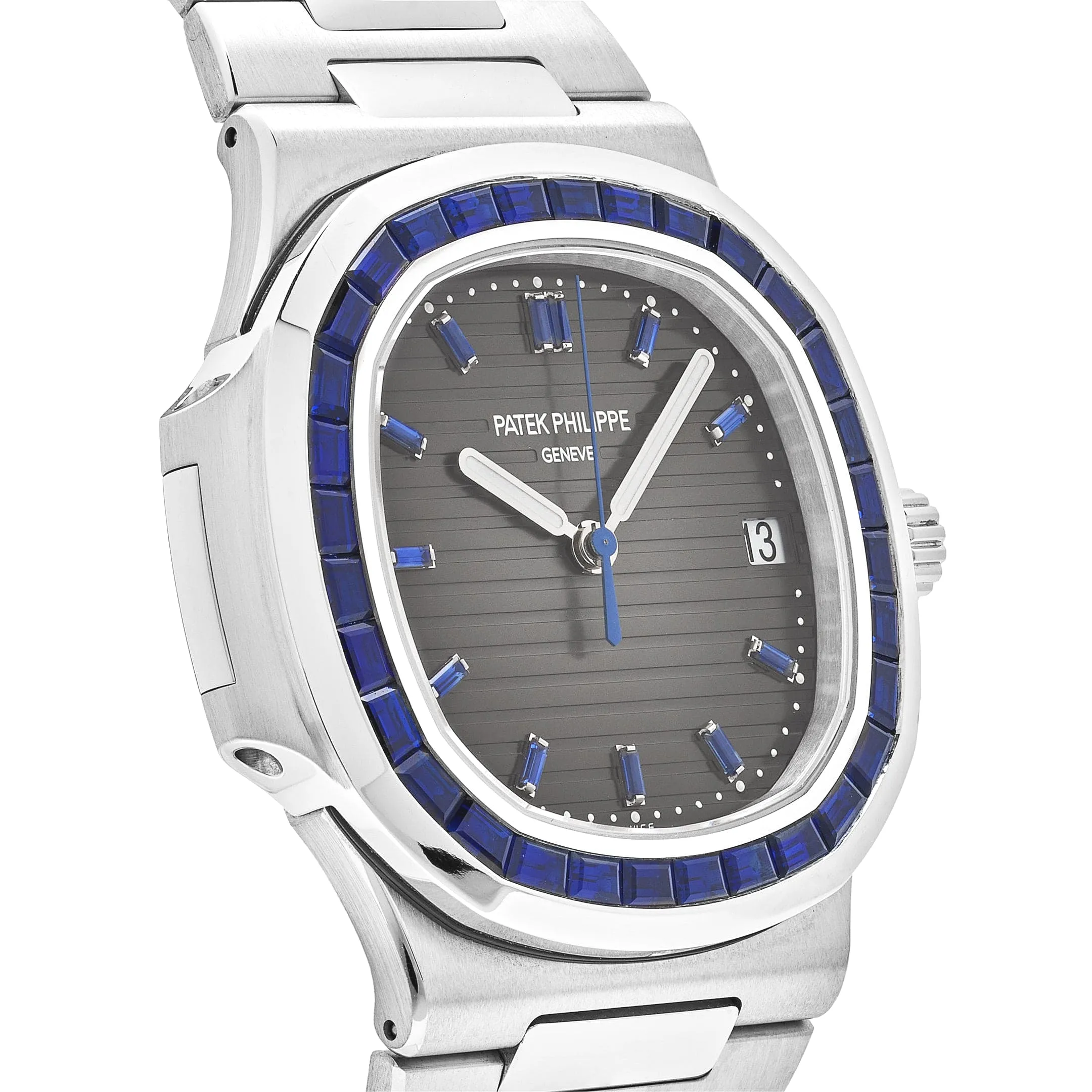 Patek Philippe Nautilus 5711/111P-001 Platinum Blue Sapphire - Image 3