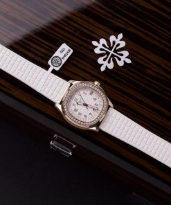 Alternative view of Patek Philippe Aquanaut 5067 Womens Custom Moissanite Diamonds Replica Watch 35.6mm