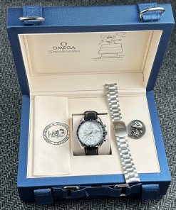 Alternative view of Omega Speedmaster Apollo 13 Snoopy Replica Watch White Dial New 2025 42mm