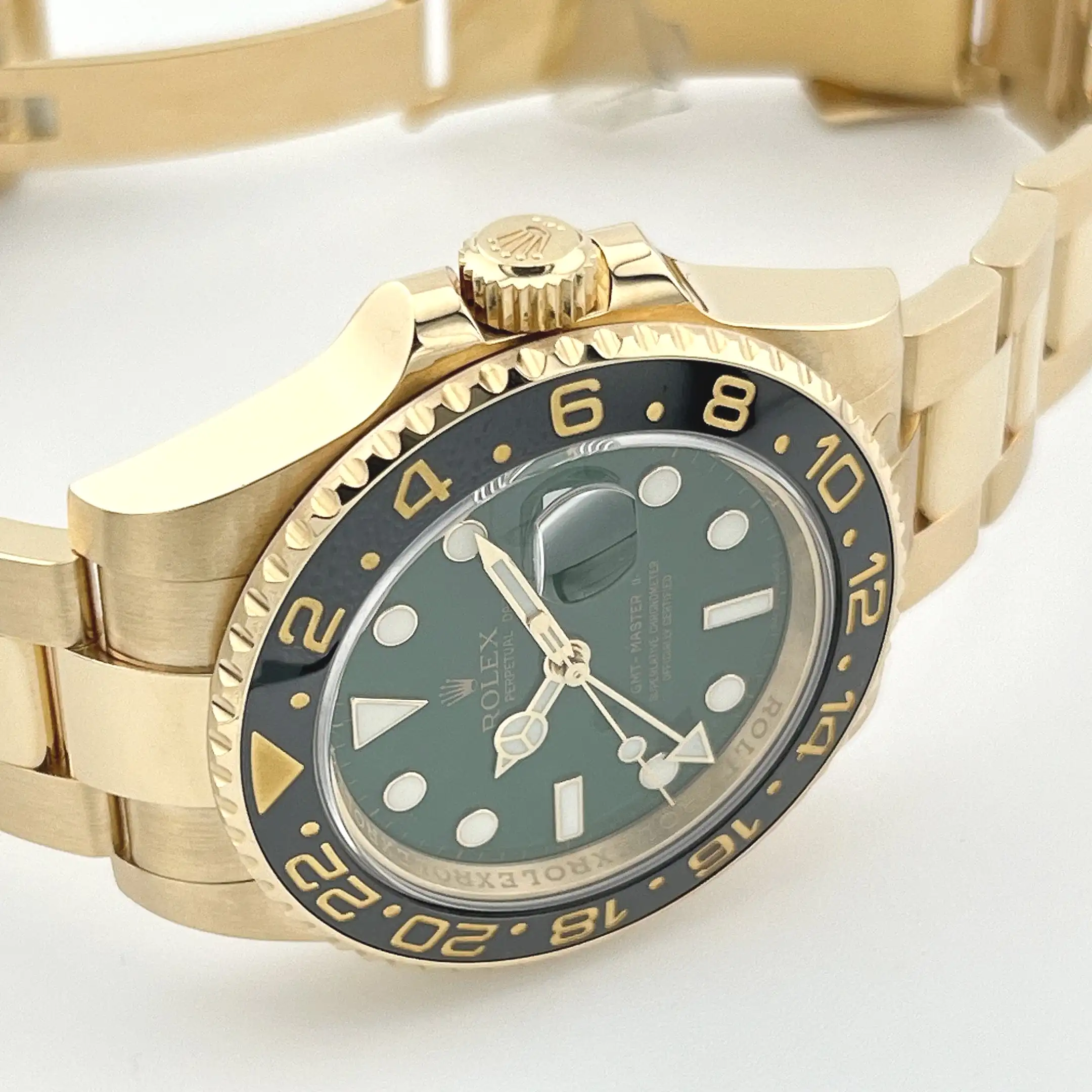 Rolex GMT-Master II 116718LN Yellow Gold Green 40mm - Image 3