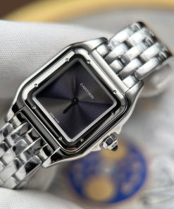 Alternative view of Cartier Replica 11 Panthere Small Model Women’s Gray Dial Swiss Battery Movement 23x30mm