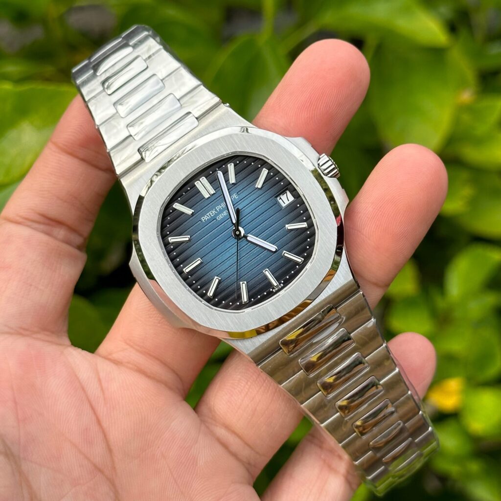 Patek Philippe Nautilus 5811 Replica 11 Watch Custom Dial 3K Factory 41mm - Image 2