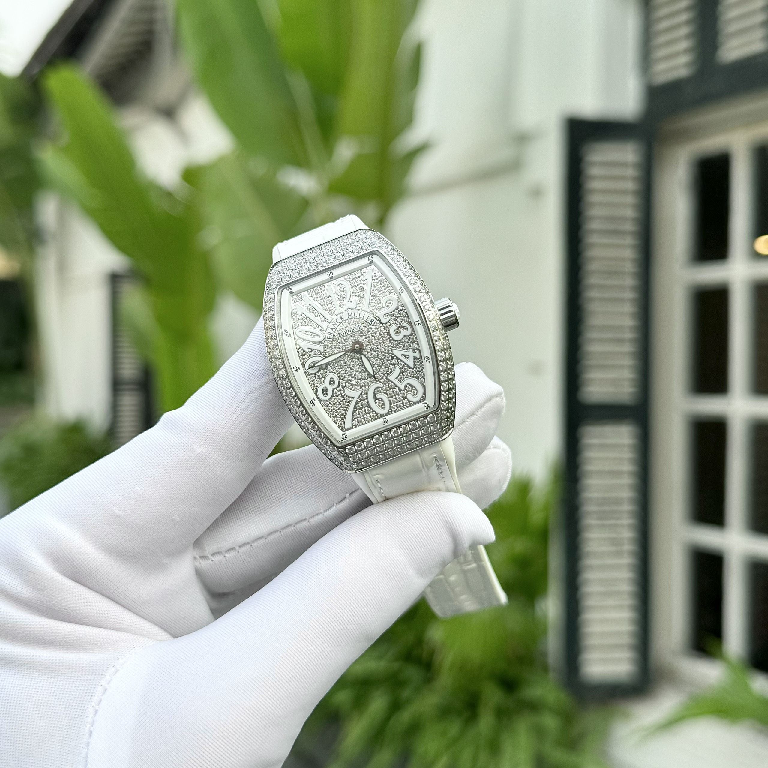 Franck Muller V32 Full Diamonds Replica Watch White Color ABF 32x40mm - Image 2