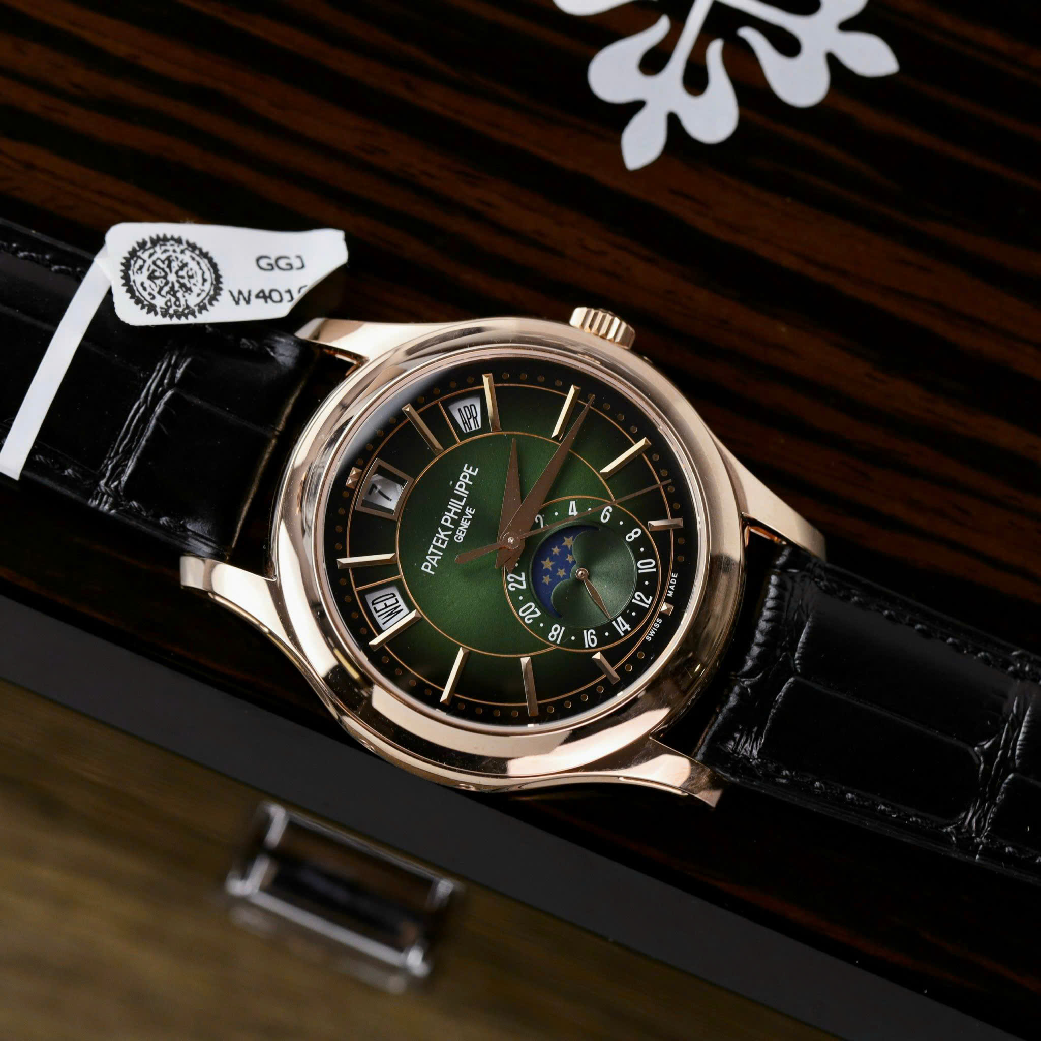 Patek Philippe 5205R Replica 11 Dial Green 18K Gold Wrapped GR Factory 40mm - Image 4