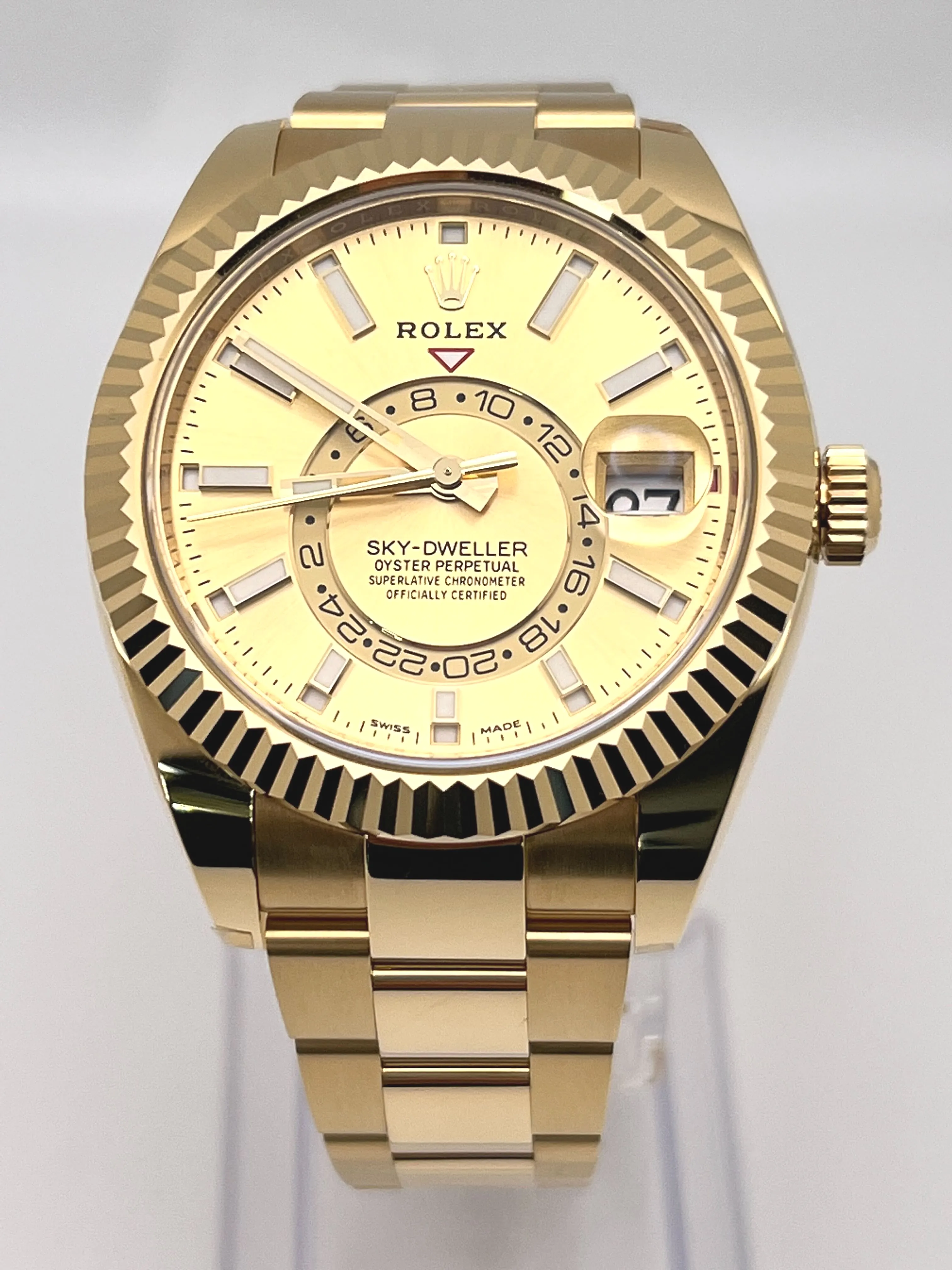 Rolex Sky-Dweller 326938 Yellow Gold 42mm - Image 4