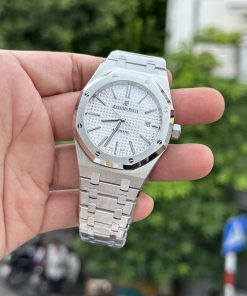 Alternative view of Audemars Piguet Royal Oak 15400ST Watch White Dial 41mm