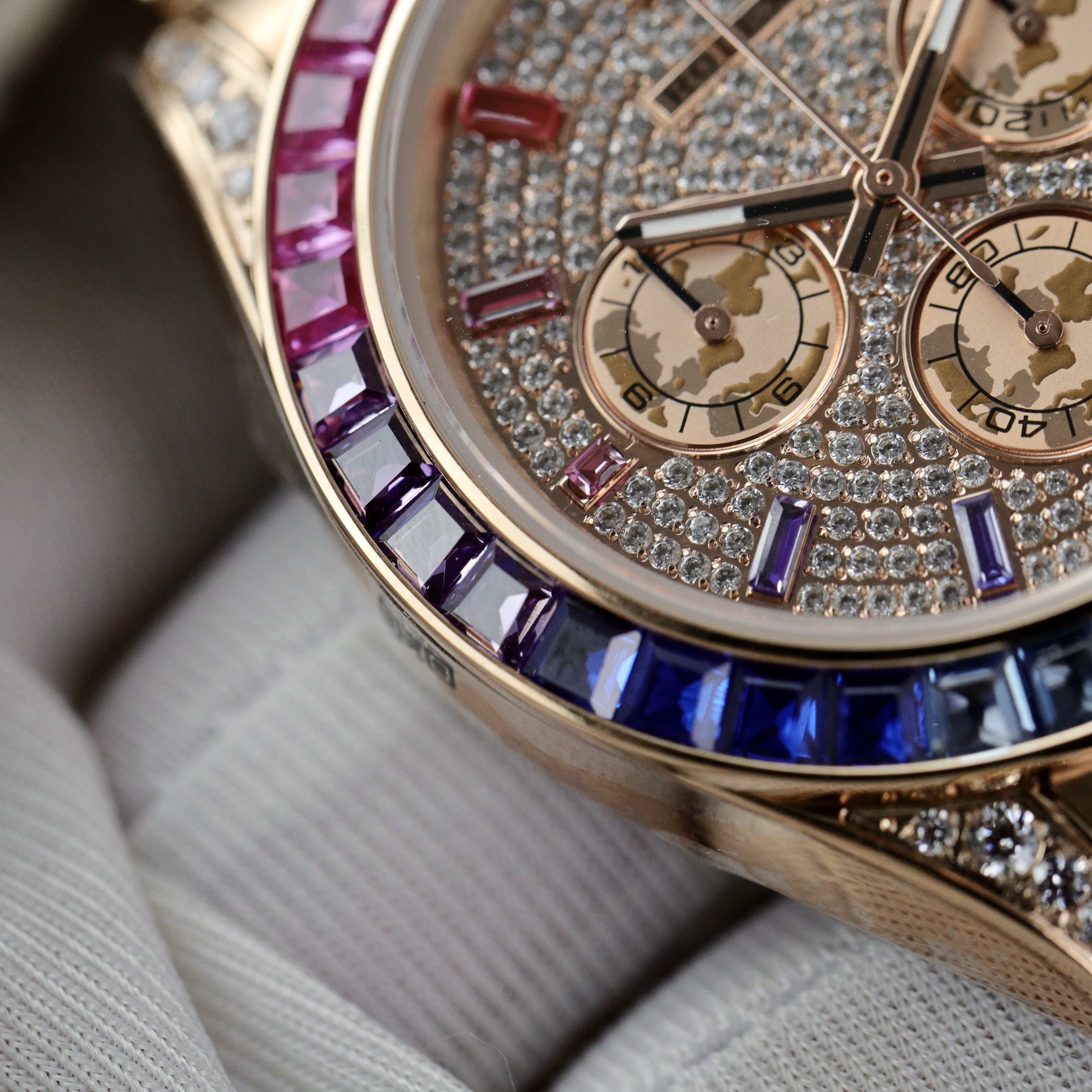Replica Rolex Watch Daytona Rainbow High Quality Full CZ Men’s 40mm - Image 5