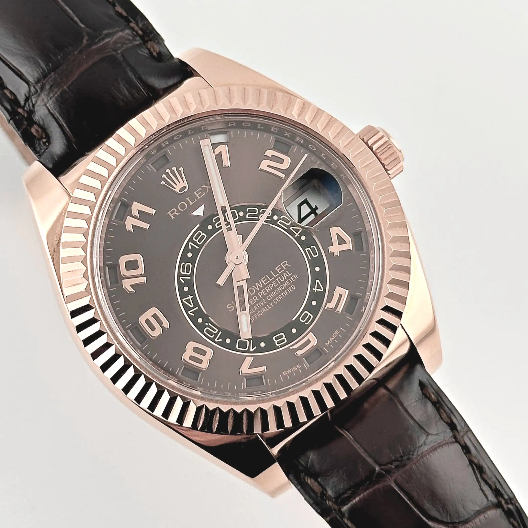 Rolex Sky-Dweller 326135 Rose Gold Chocolate Dial 42mm - Image 2