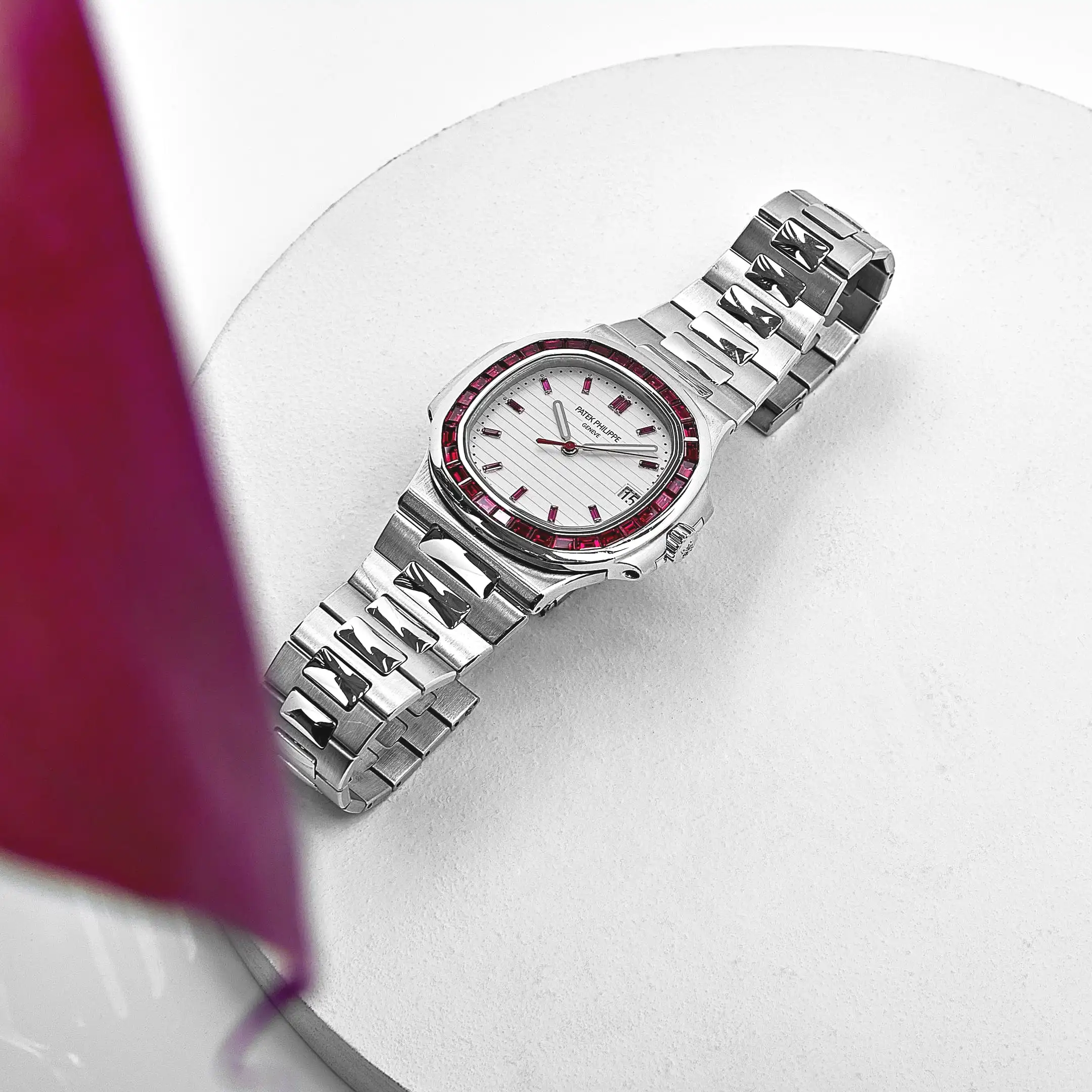 Patek Philippe Nautilus 5711/112P-010 Platinum White Dial Ruby Bezel - Image 5