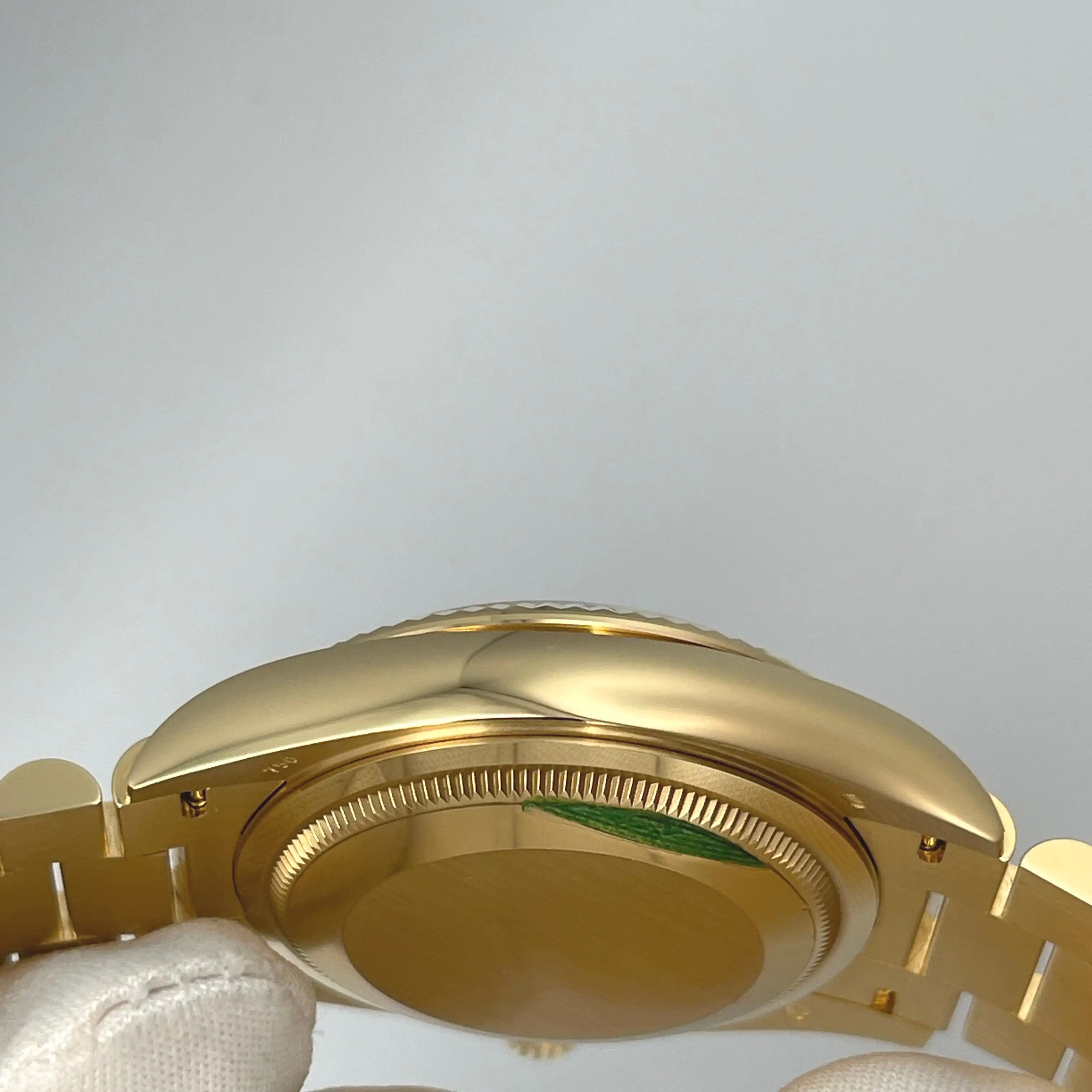 Rolex Day-Date 36 128238 Yellow Gold Champagne Diamond Dial - Image 4