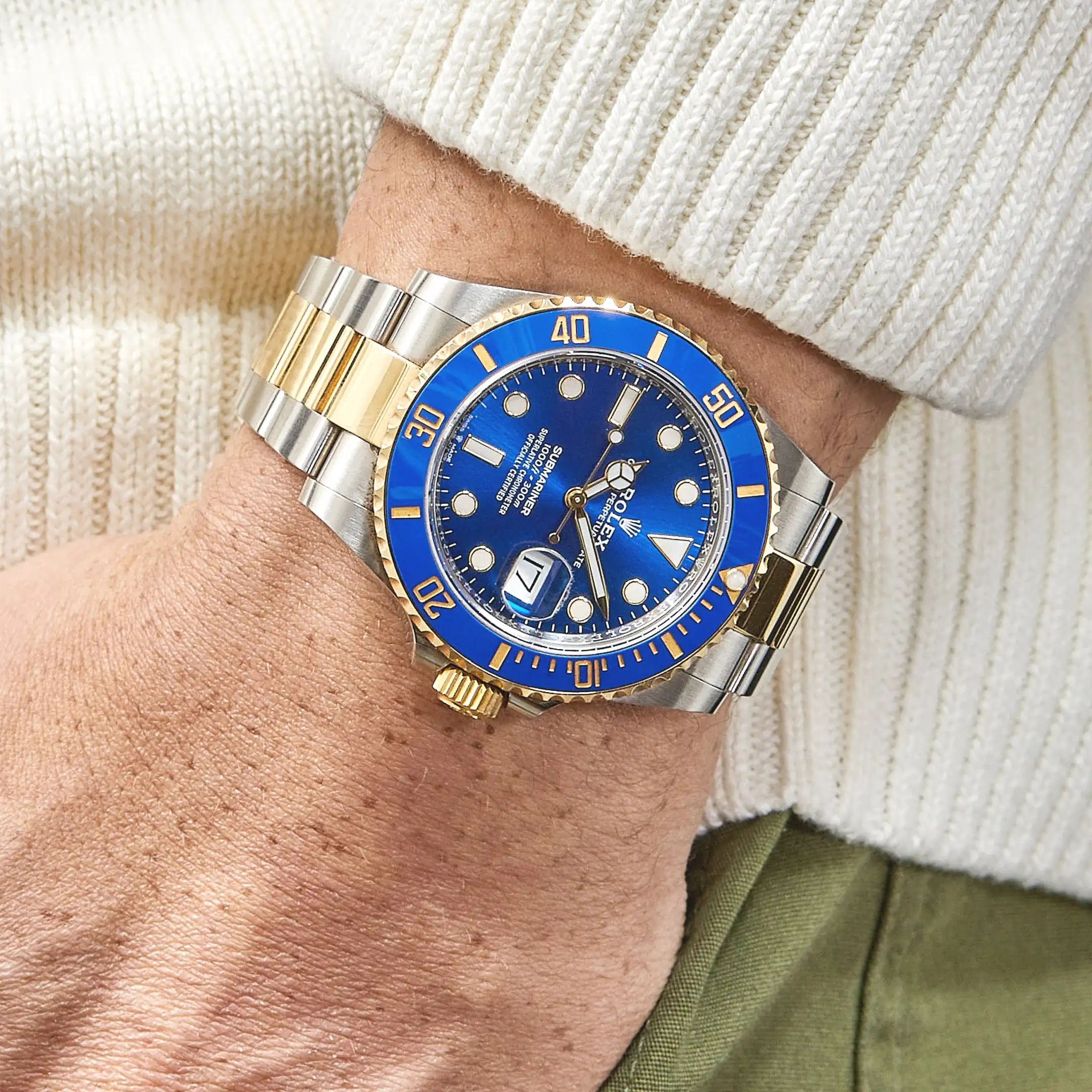 Rolex Submariner Date 126613LB Stainless Steel Yellow Gold Blue Dial 41 MM - Image 2