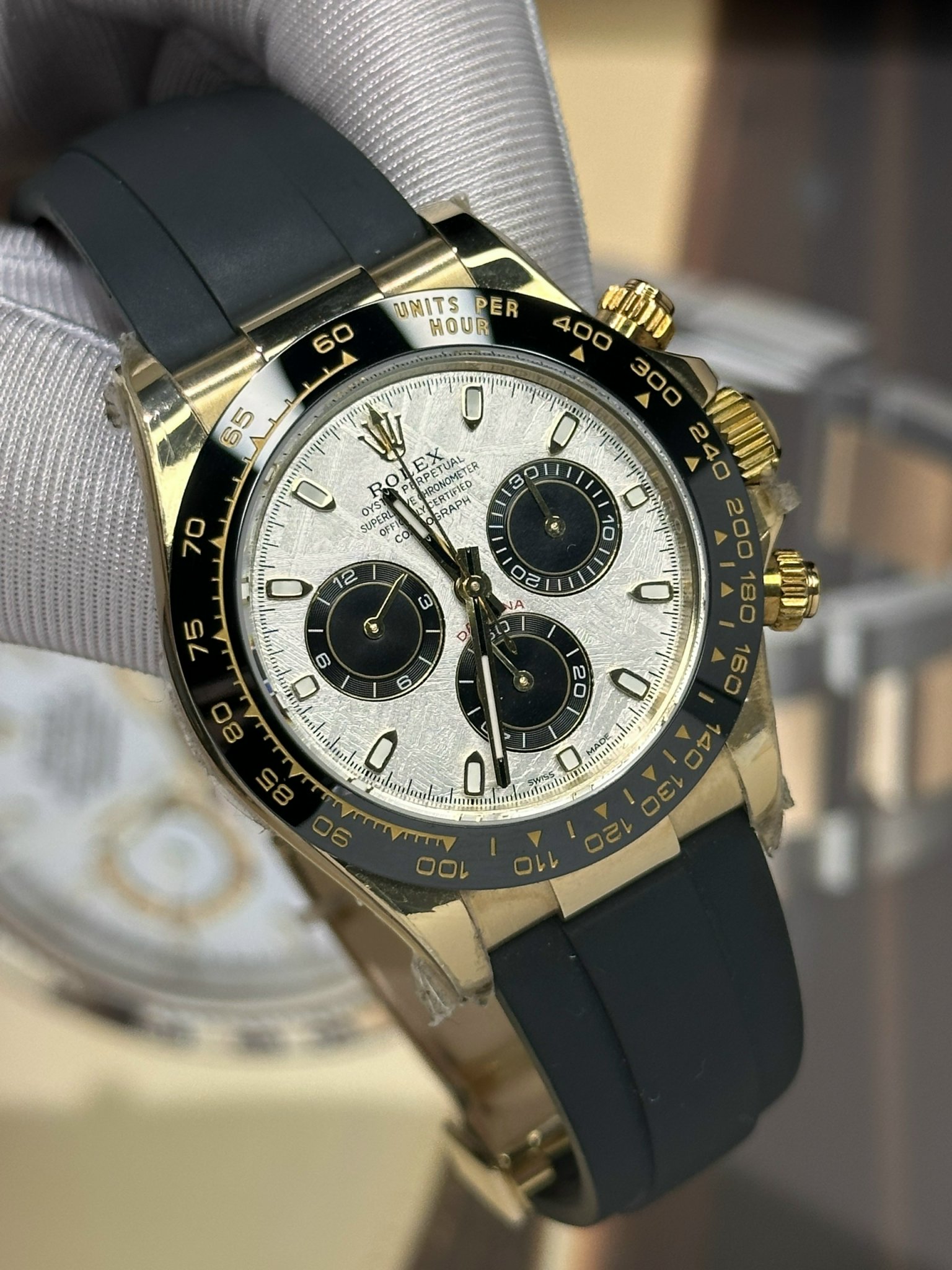 Rolex Cosmograph Daytona Replica Watches Meteorite Dial Rubber Band 40mm - Image 2
