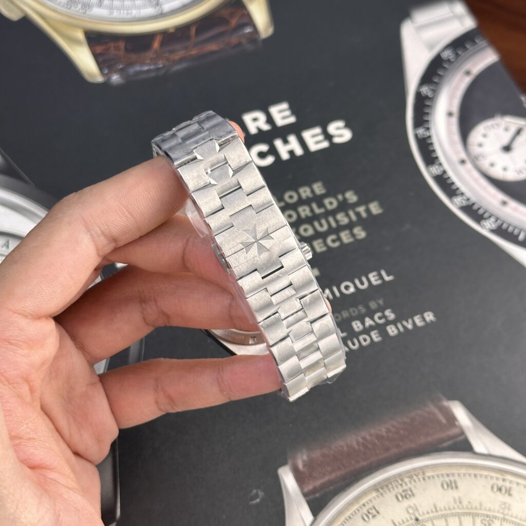 Vacheron Constantin Rep 11 Watches Overseas 4500V Chocolate Dial PPF 41mm - Image 8