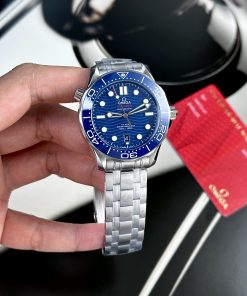 Alternative view of Replica Omega Watch Seamaster Diver 300M Blue Dial VS Factory 42mm