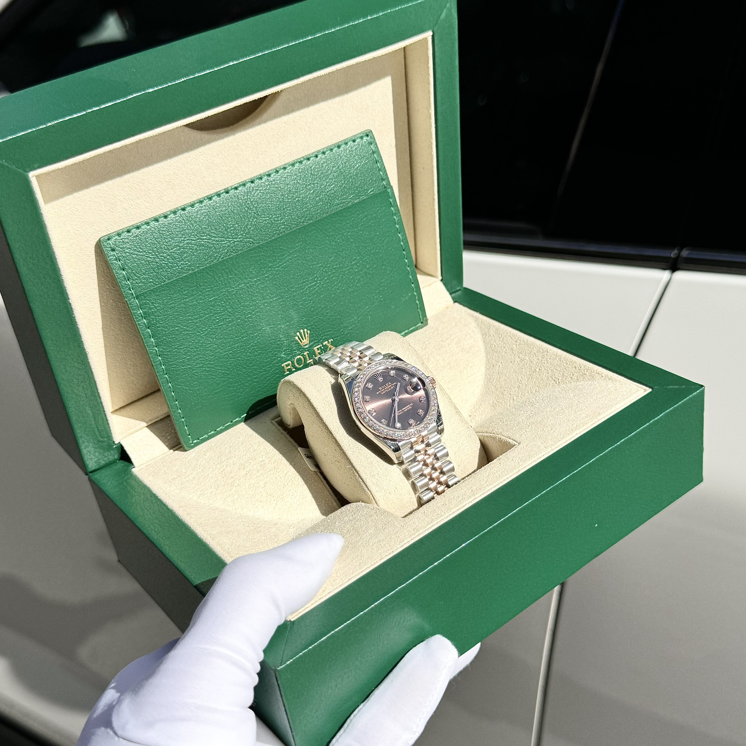 Rolex DateJust Custom Moissanite Diamonds Bezel Chocolate Dial 31mm - Image 4