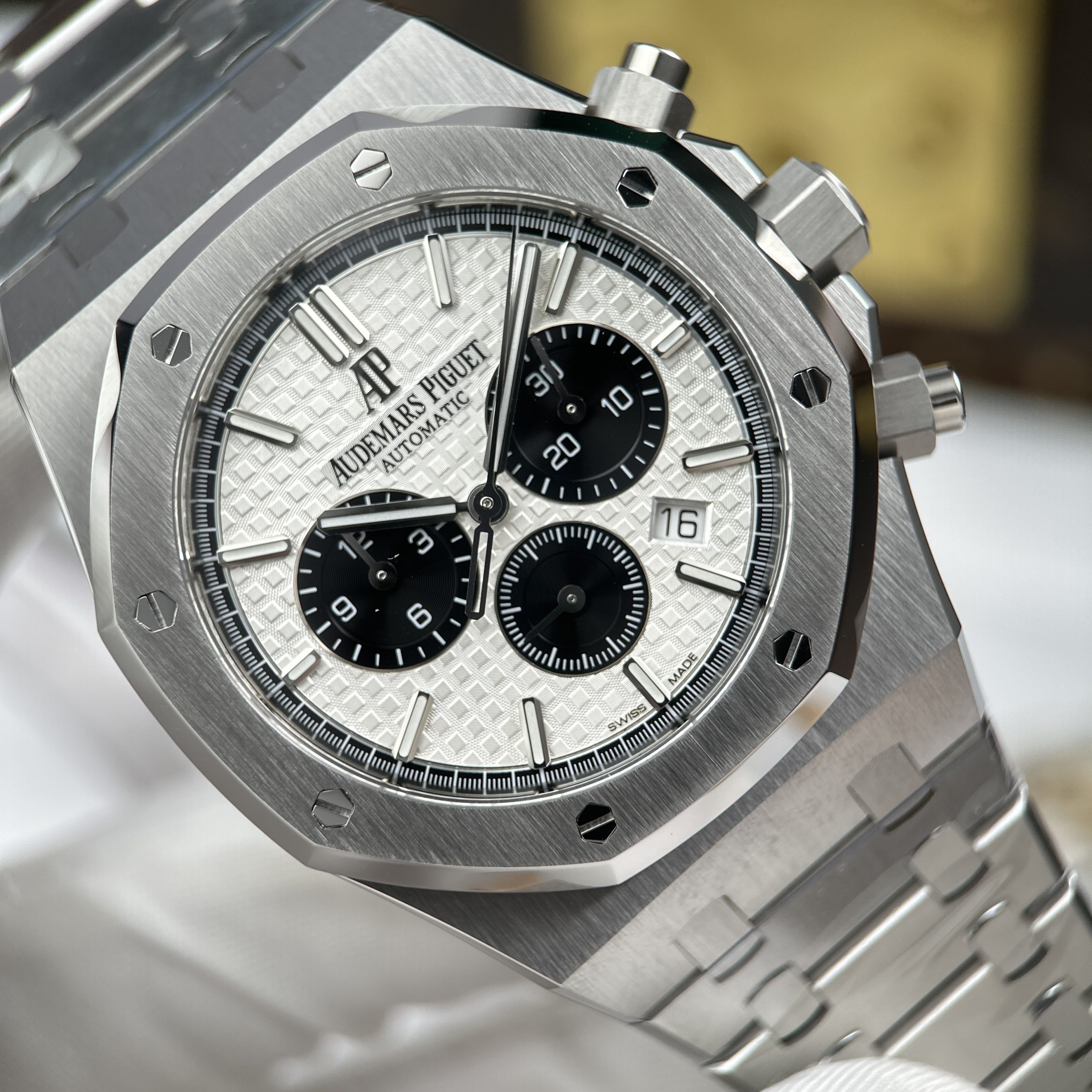Audemars Piguet Replica 11 Watch Royal Oak Chronograph 26331 White Dial APS Factory 41mm - Image 6