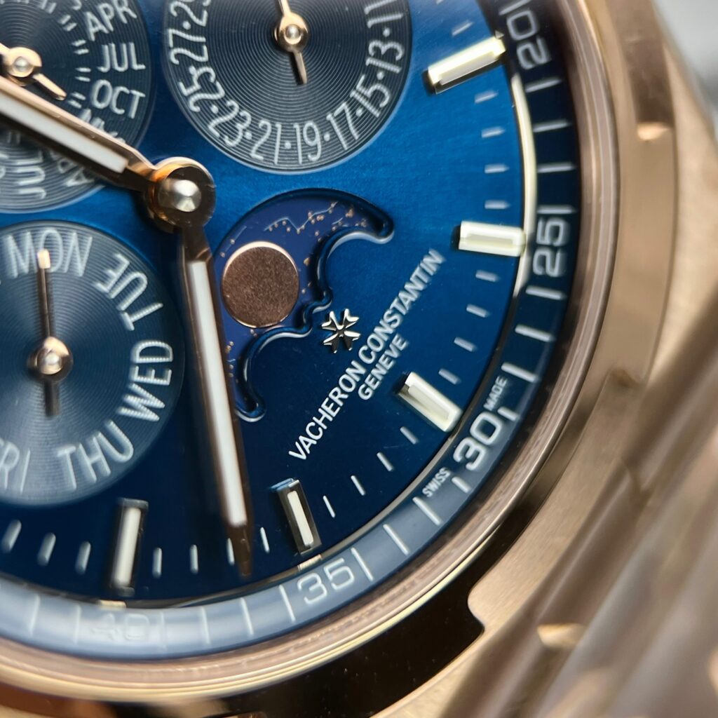 Vacheron Constantin Replica 11 Watch Overseas 5500V Blue Dial (1)
