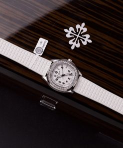 Alternative view of Patek Philippe Aquanaut 5067 Replica Watch Custom Moissanite Diamonds 35.6mm