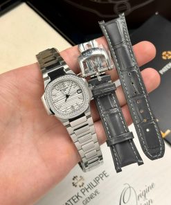Patek Philippe Replica Watch Nautilus 7010 Quartz Movement 32mm