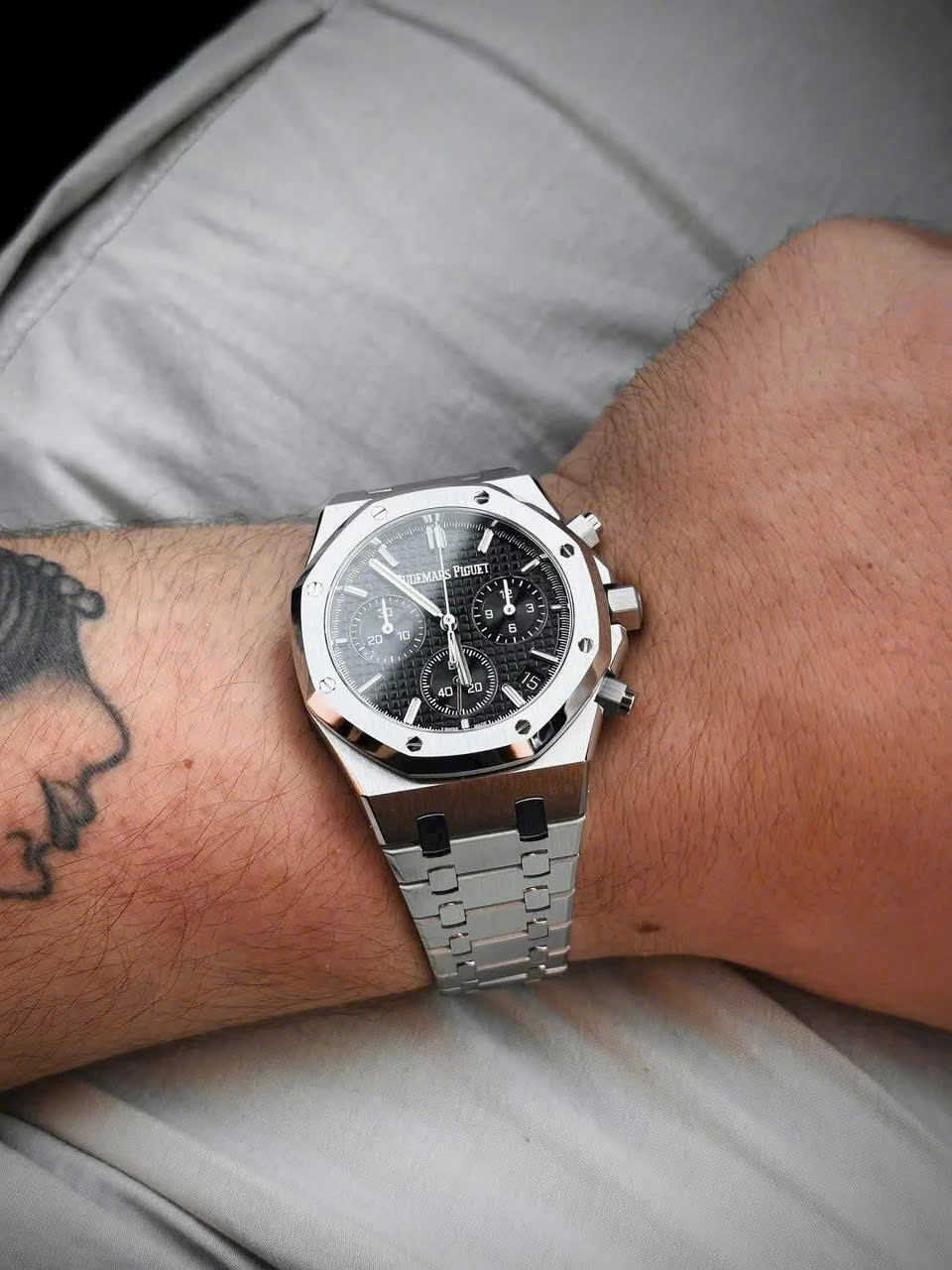 Audemars Piguet Replica 11 Royal Oak Chronograph 26240 Black Dial Factory APS 41mm - Image 8