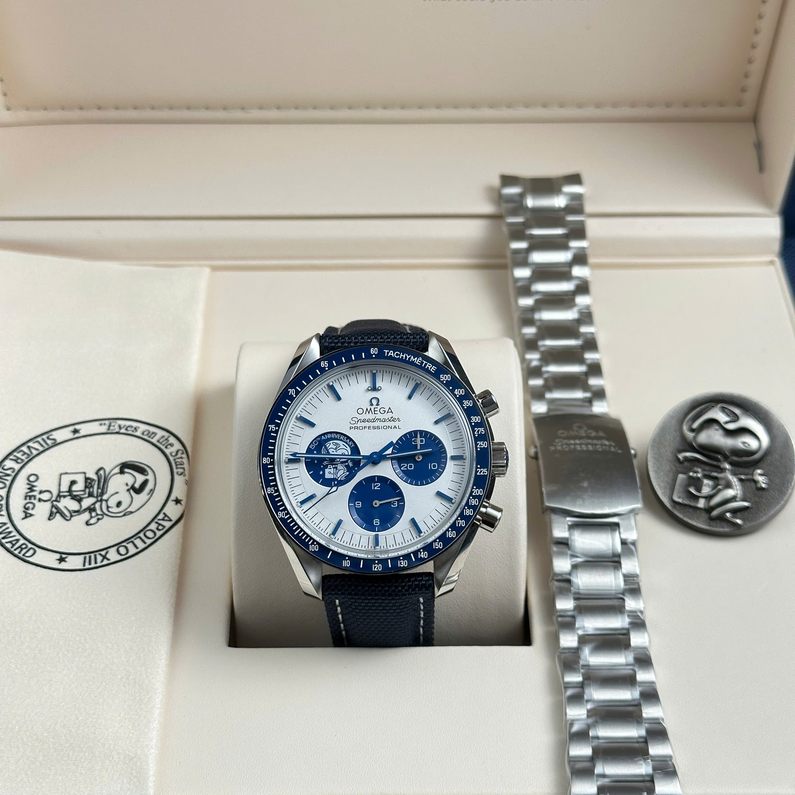 Omega Replica Watch Speedmaster Silver Snoopy 50th Anniversary New 2025 42mm - Image 3