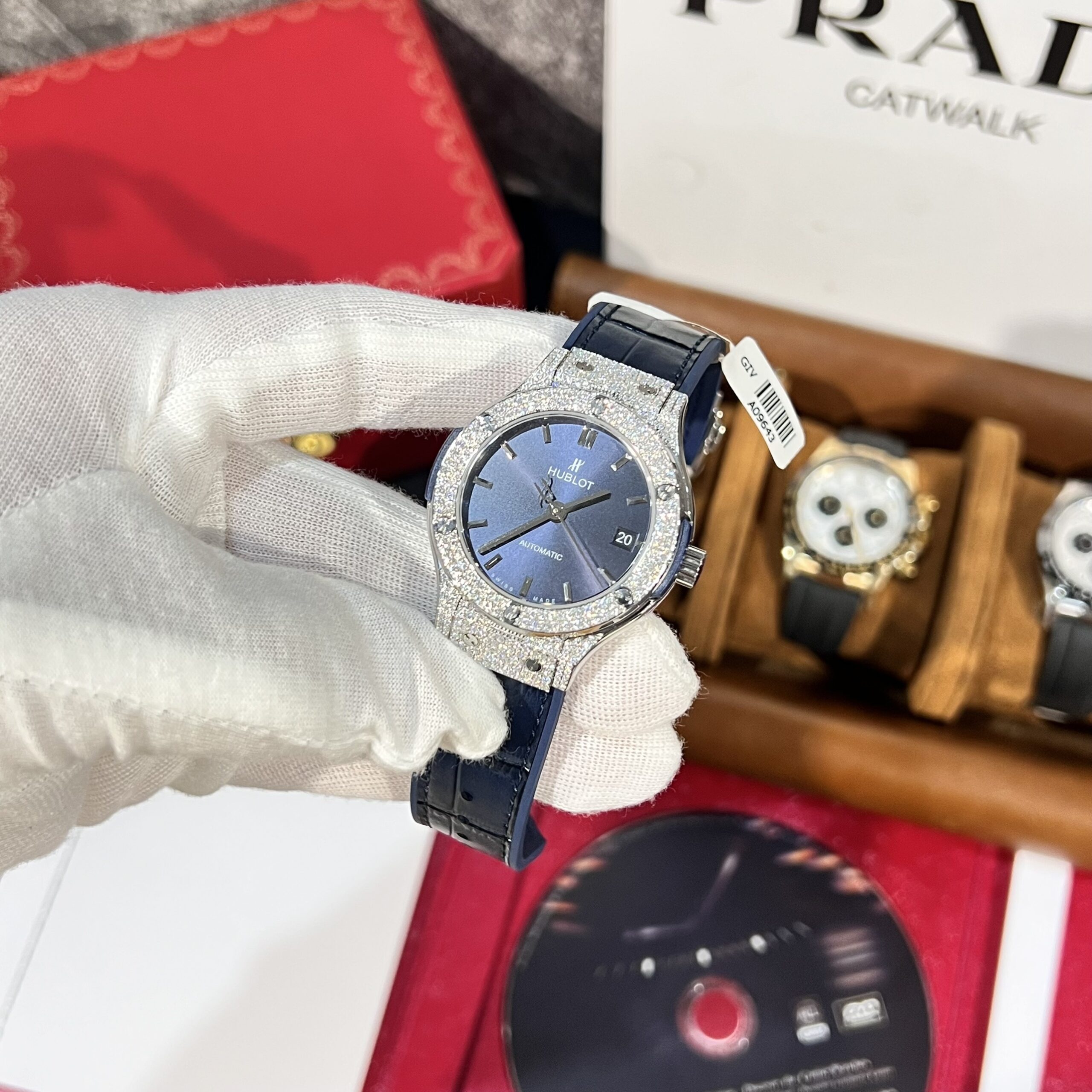 Hublot Classic Fusion Titanium Custom Diamonds Moissanite Leaher Blue 38mm - Image 3