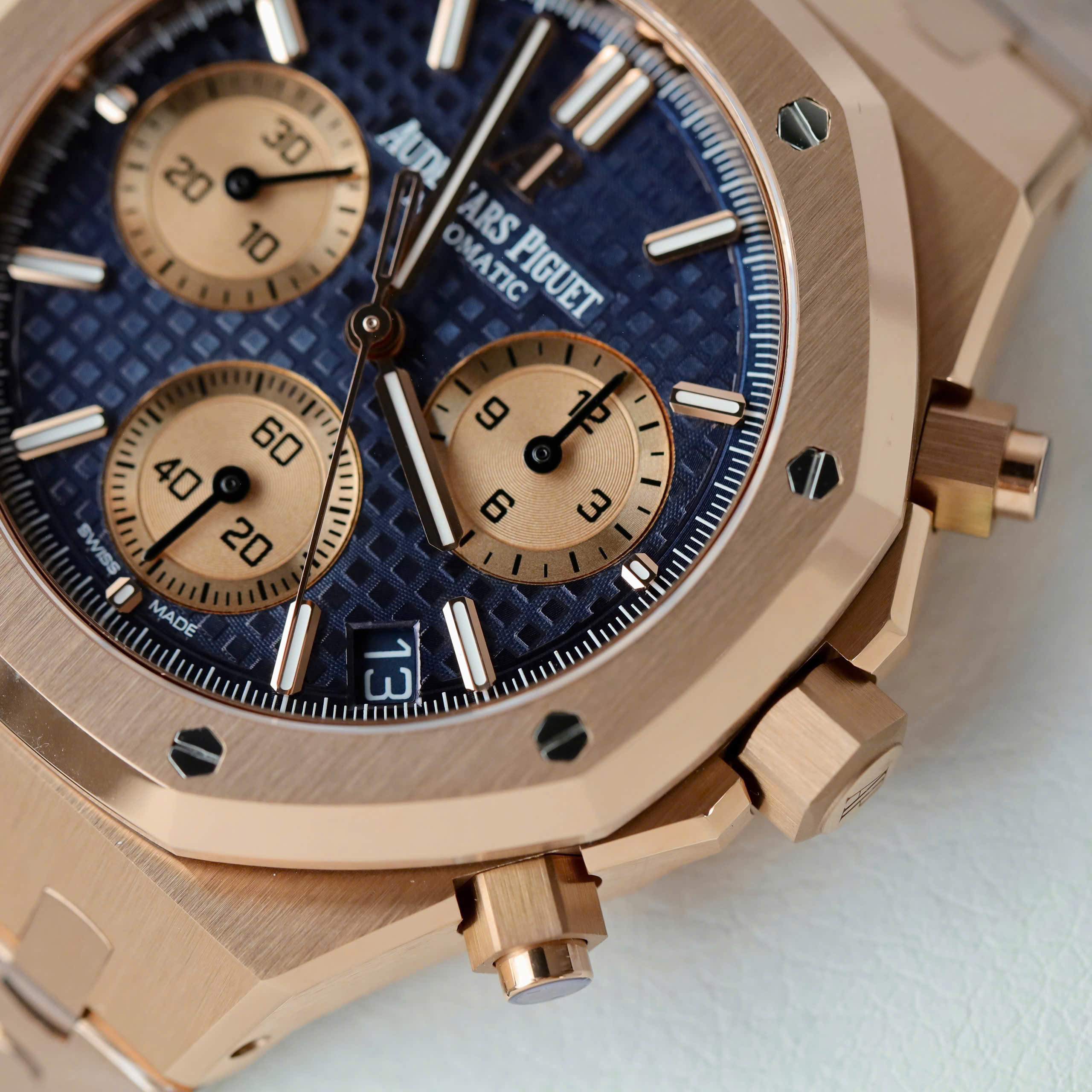 Audemars Piguet Rep11 Royal Oak Chronograph 26240 Blue Dial APS Factory 41mm - Image 4