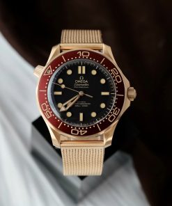 Alternative view of Omega Seamaster Replica 11 Diver 300M Bronze Gold Factory VSF 42mm