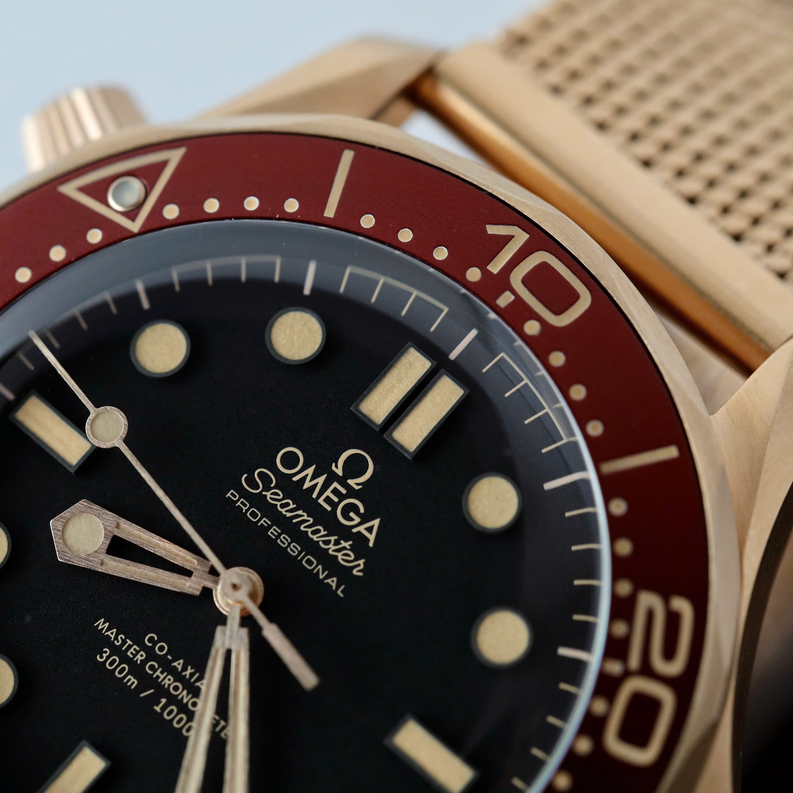Omega Seamaster Replica 11 Diver 300M Bronze Gold Factory VSF 42mm - Image 4