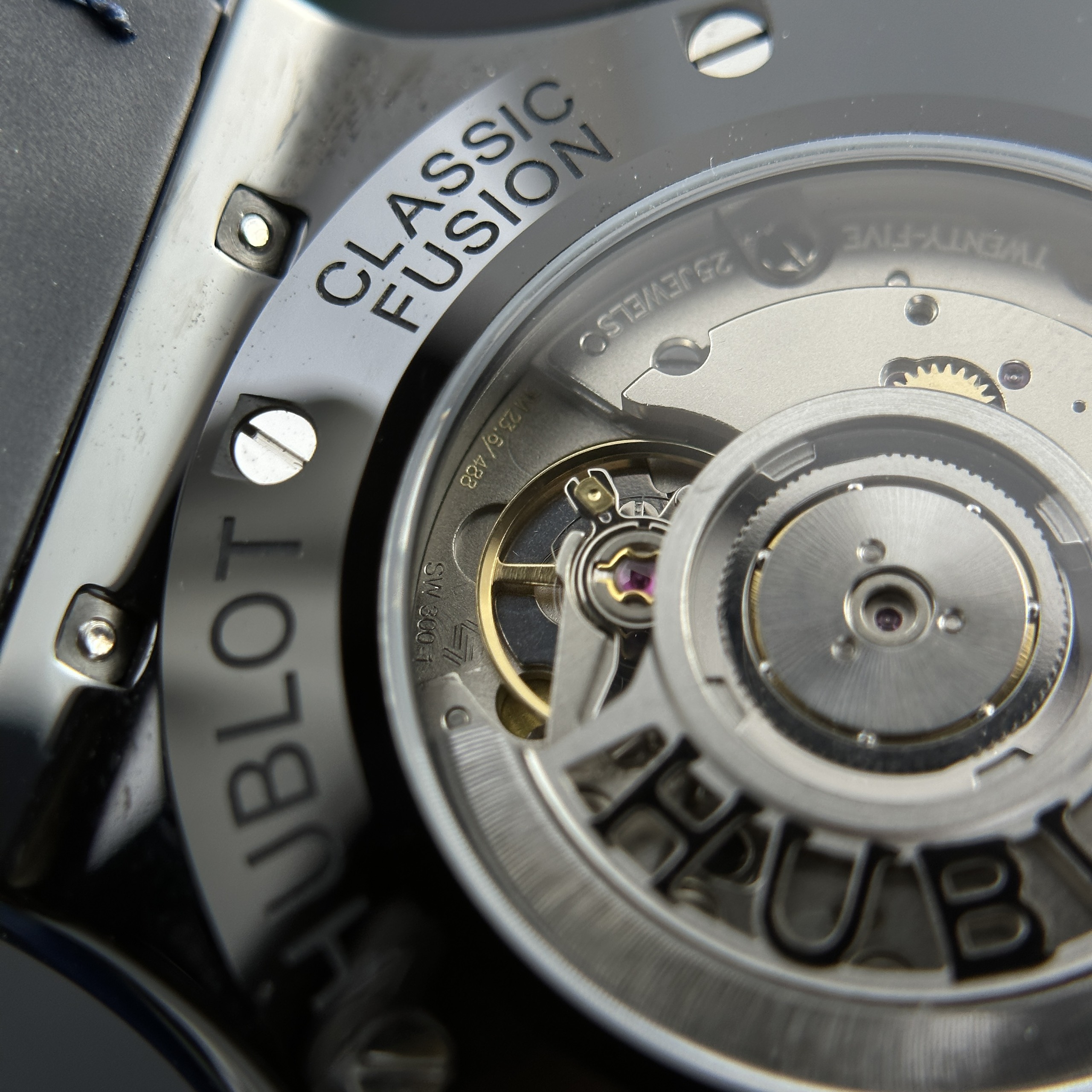 Hublot Replica Watch Classic Fusion Ceramic Blue Dial JJZ Customs 42mm - Image 9