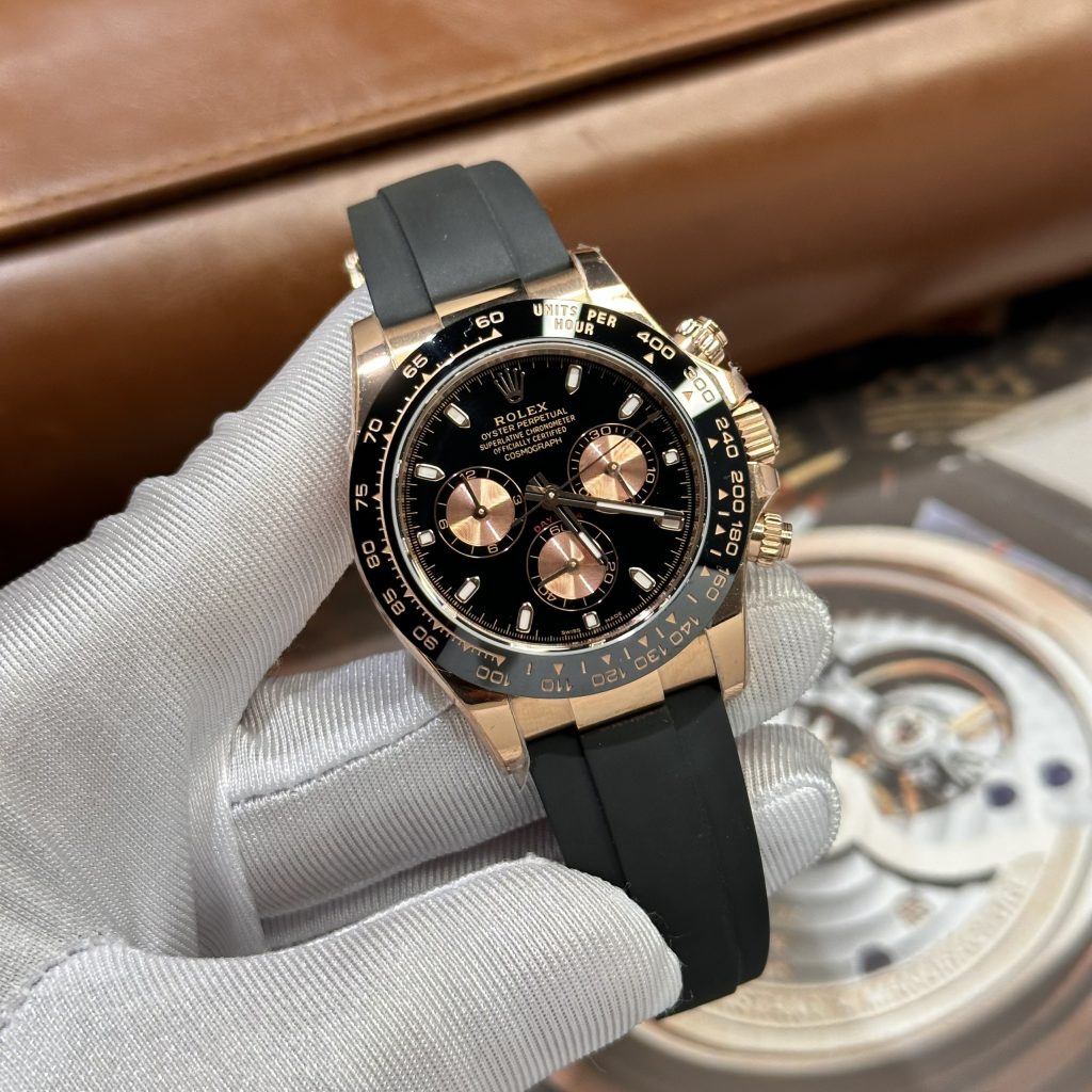 Rolex Cosmograph Daytona Replica Watches Black Dial Bezel Ceramic BT Factory 40mm (2)