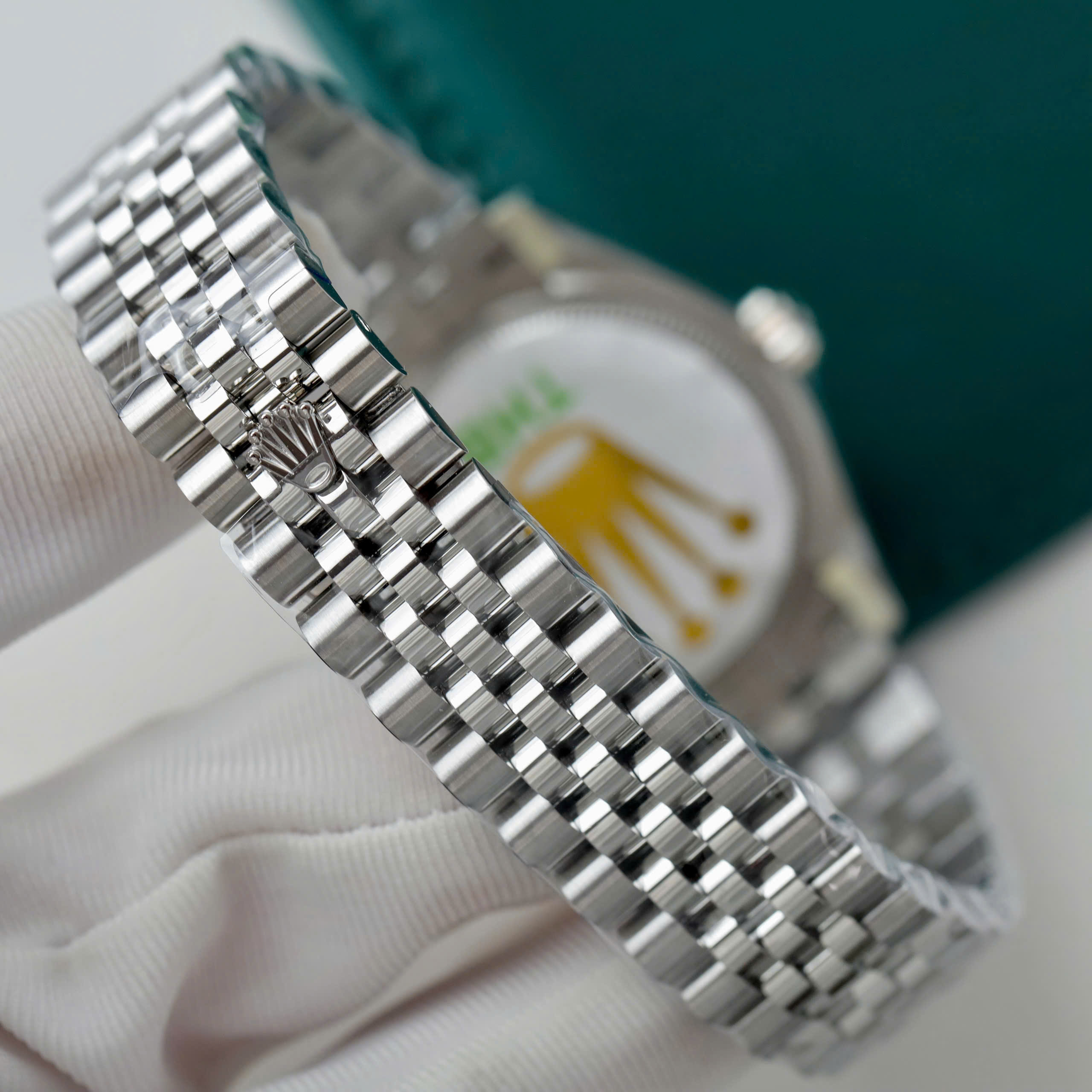 Rolex DateJust Women’s Green Dial Luminous Numbers Factory THB 31mm - Image 7