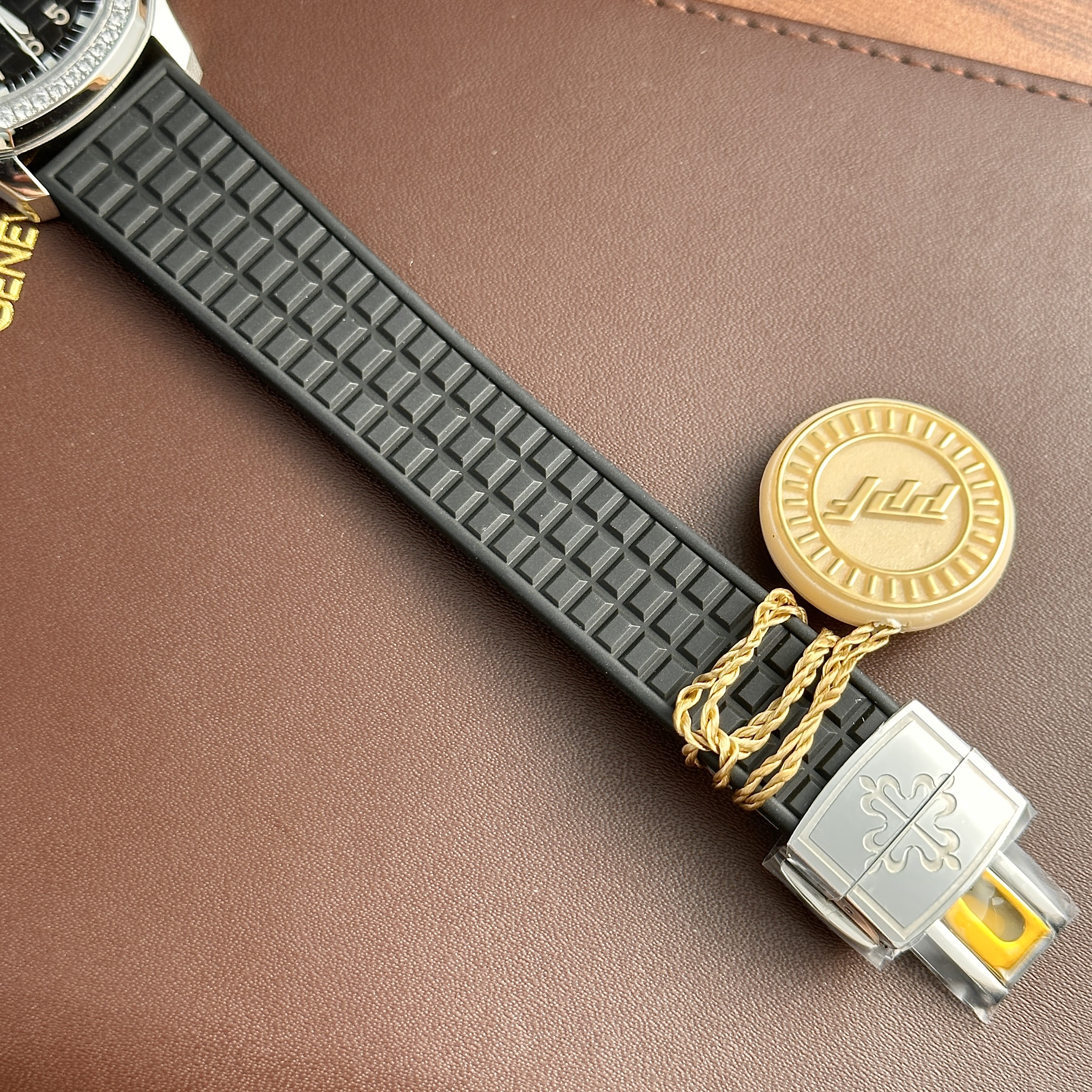 Patek Philippe Aquanaut 5067 Watch Black Rubber PPF 35.6mm - Image 9