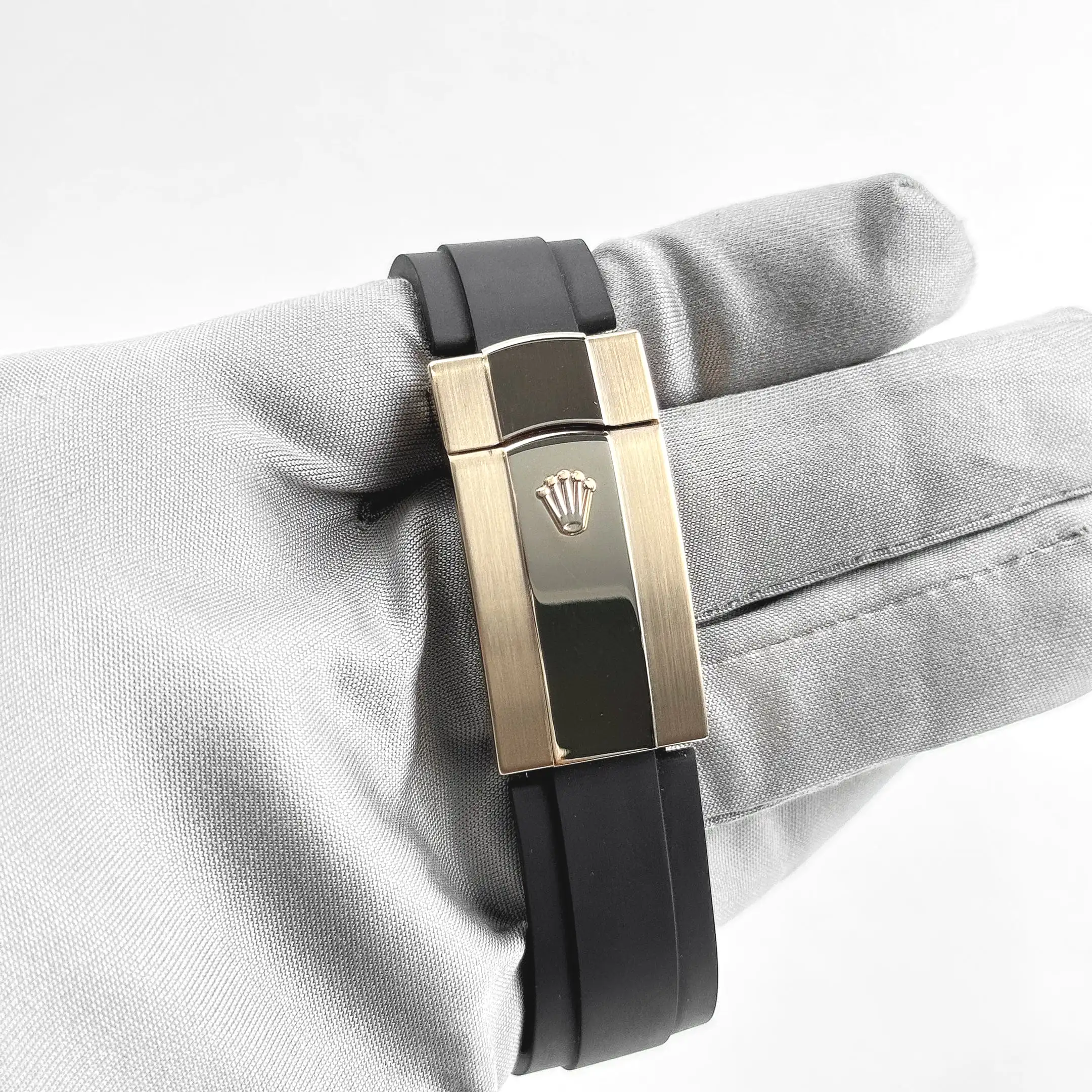 Rolex Sky-Dweller 326238 Yellow Gold Champagne 42mm - Image 12