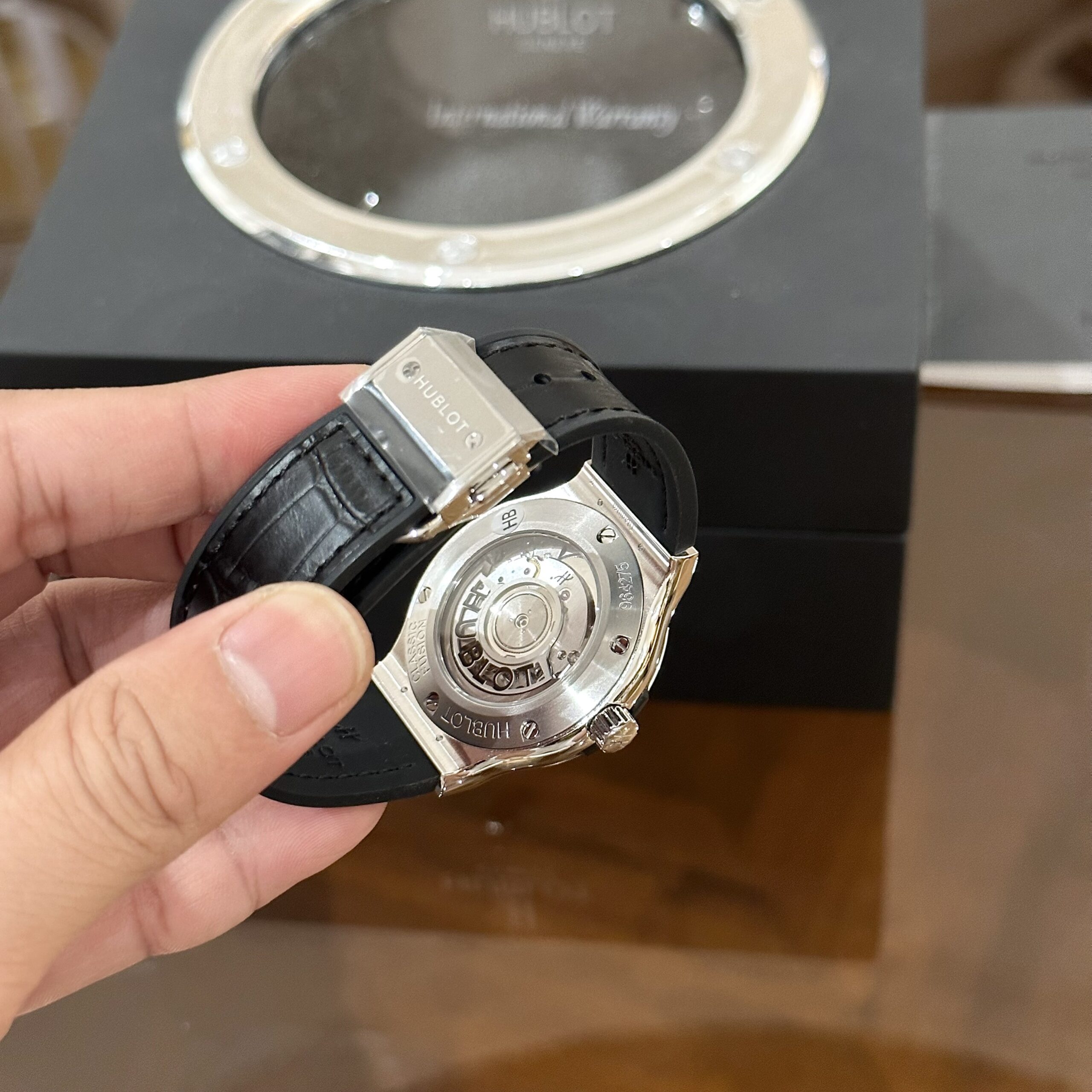Hublot Classic Fusion Diamonds Black Dial Watch 38mm - Image 7