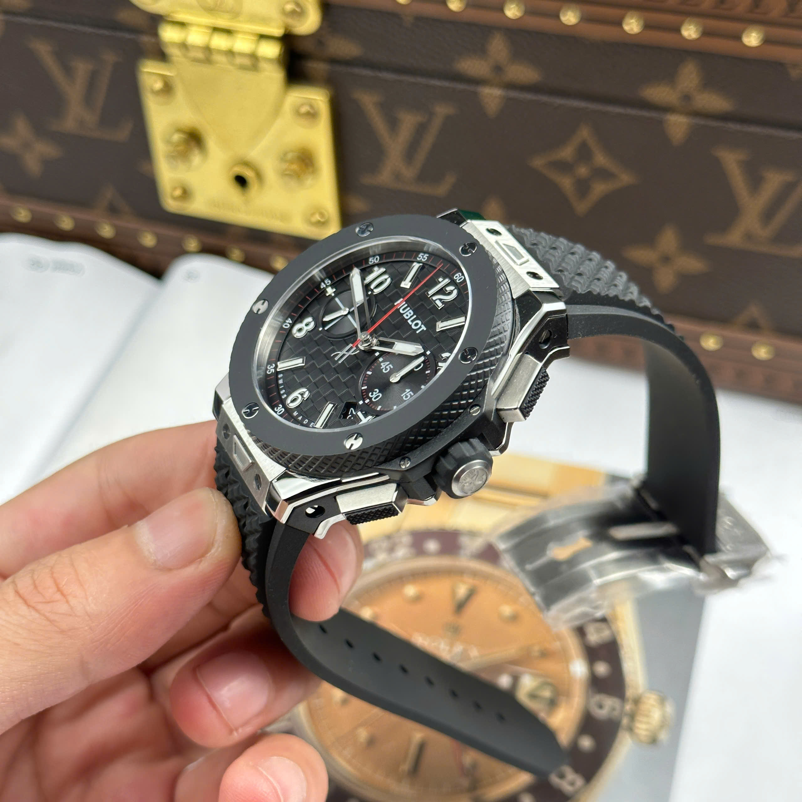 Hublot Big Bang 20th Anniversary Watch Black Ceramic Bezel BBA Factory 43mm - Image 11