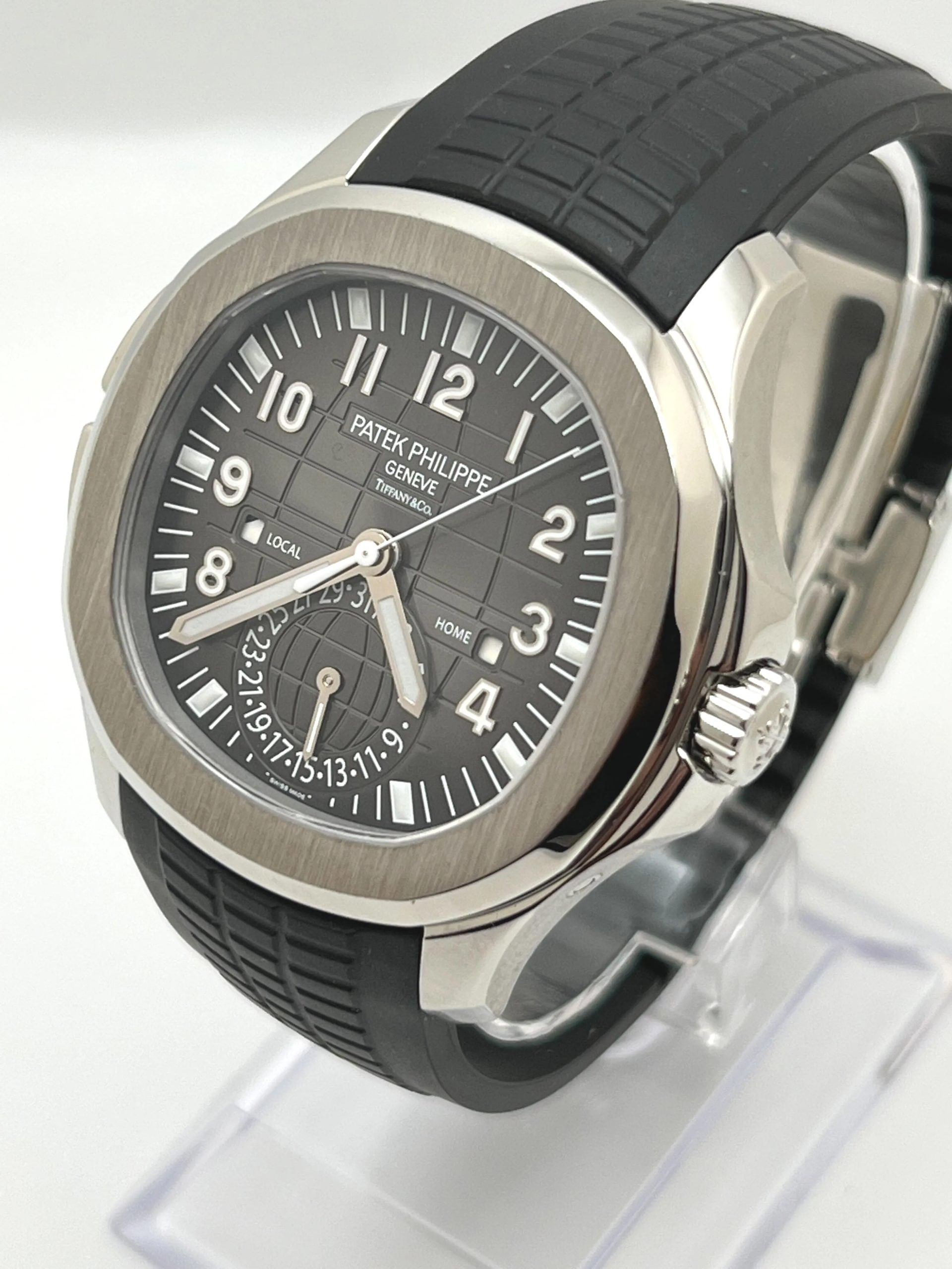Patek Philippe Aquanaut 5164A-001 Tiffany & Co. ‘Travel Time’ - Image 2