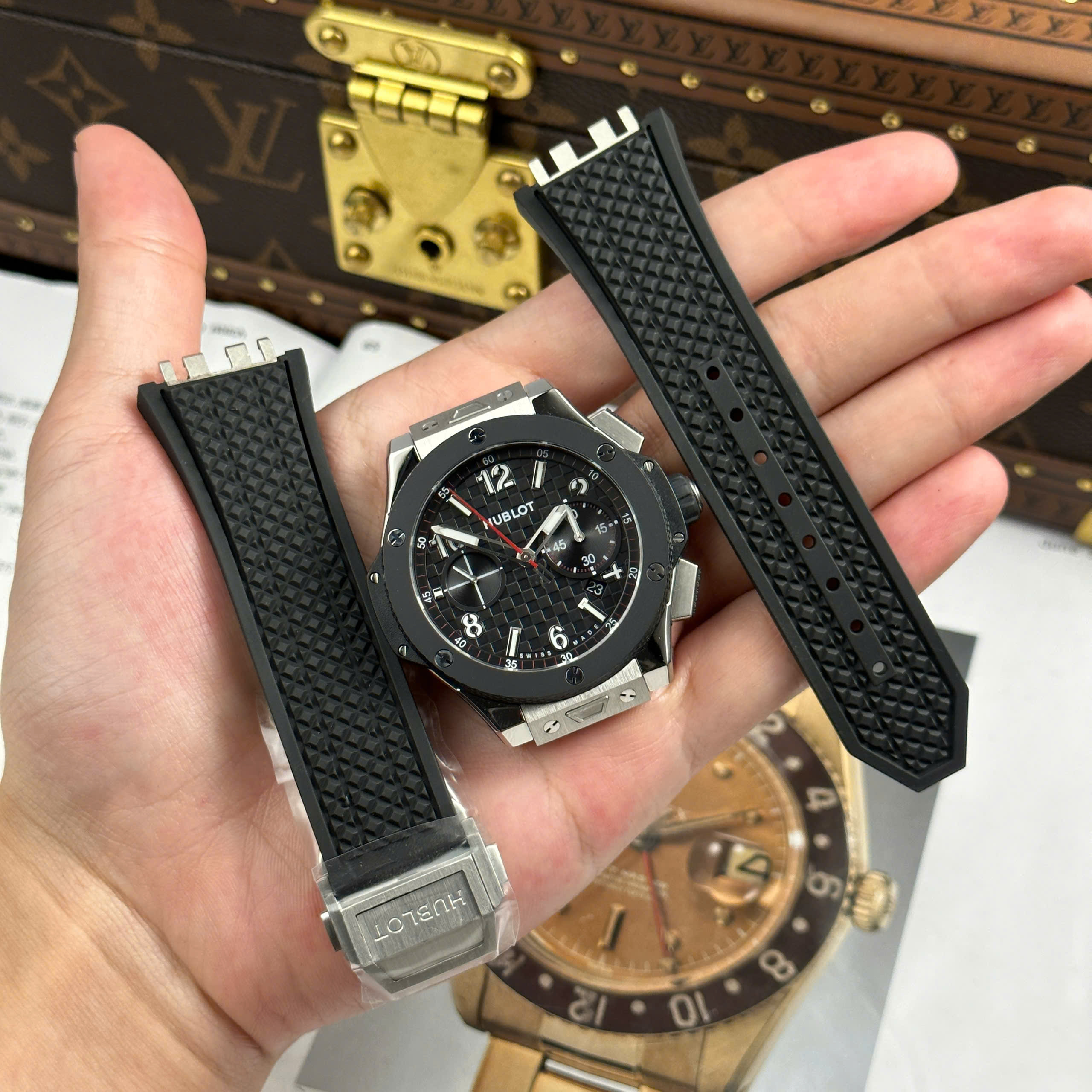 Hublot Big Bang 20th Anniversary Watch Black Ceramic Bezel BBA Factory 43mm - Image 2