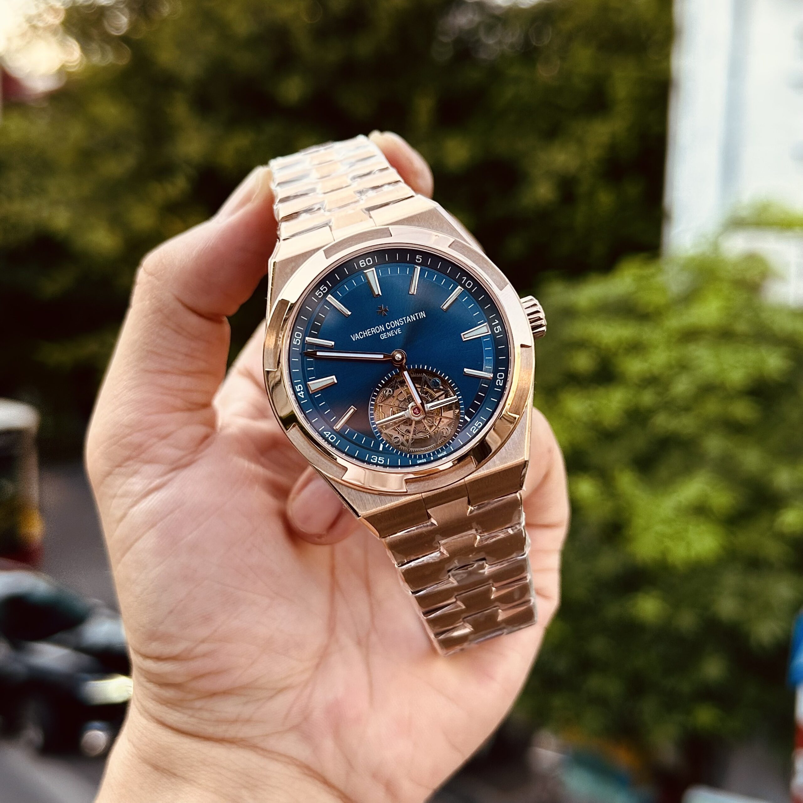 Vacheron Constantin Overseas 6000V Tourbillon Rose Gold Replica 42.5mm - Image 5